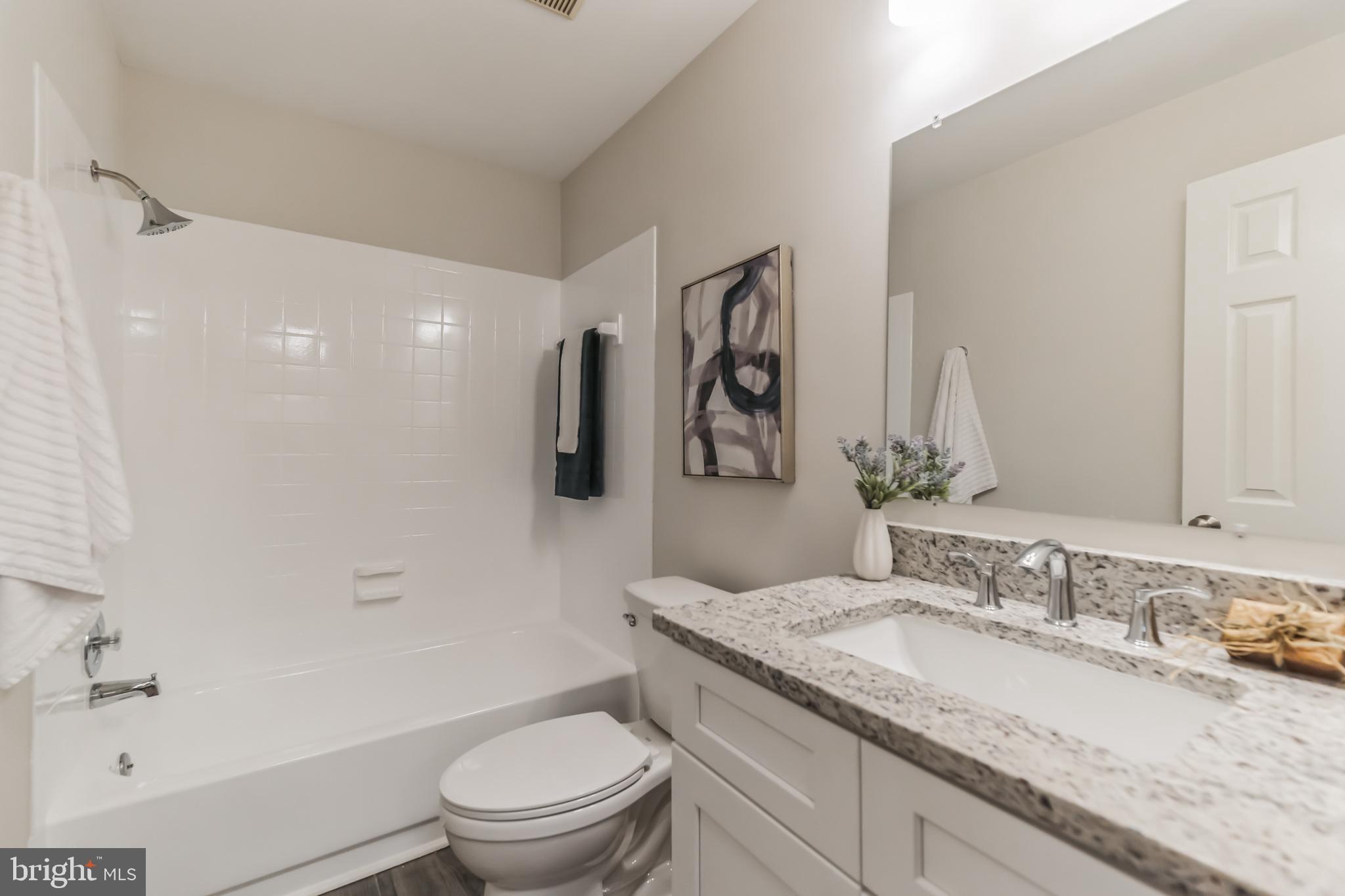 KINGSTOWNE - Residential