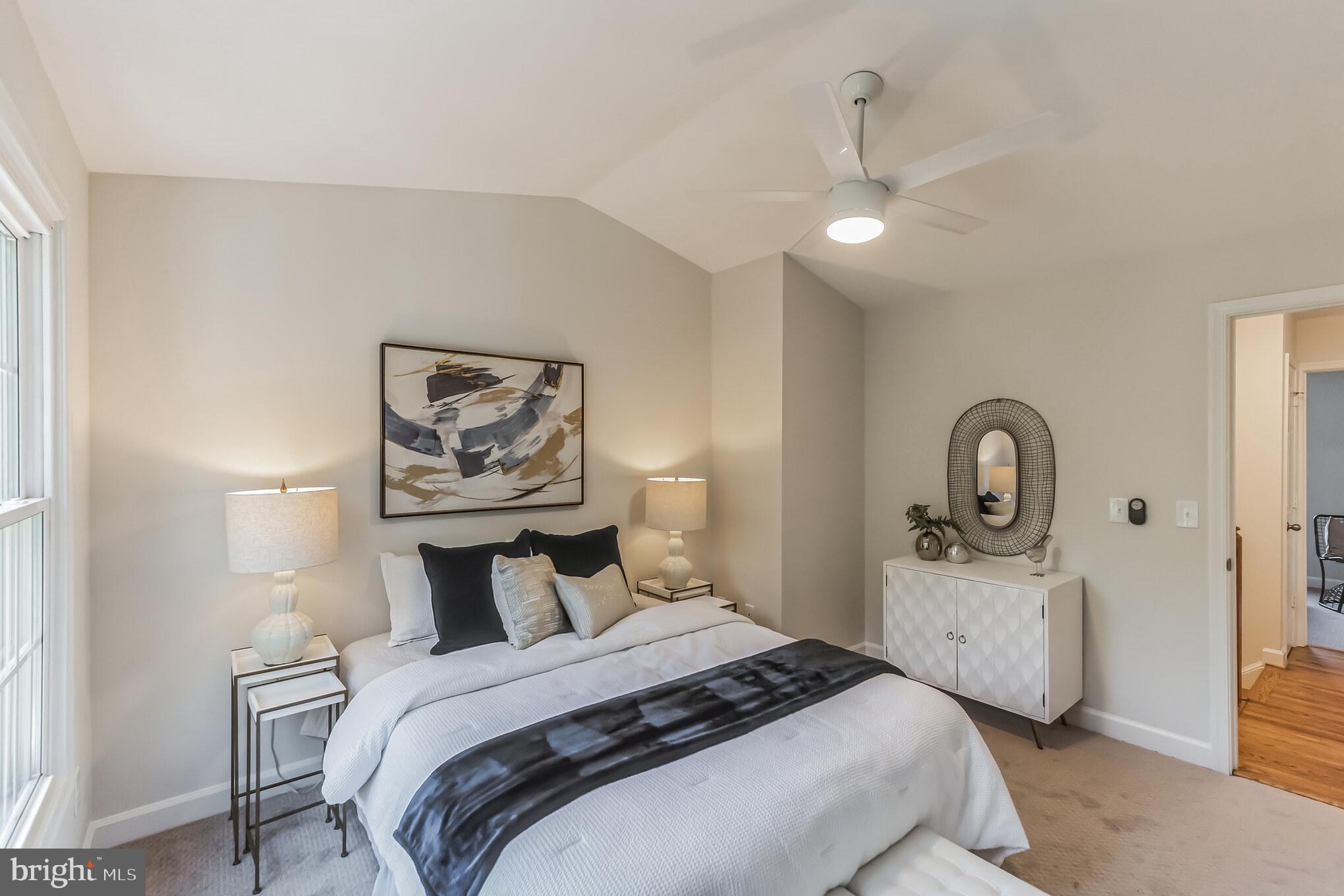 KINGSTOWNE - Residential