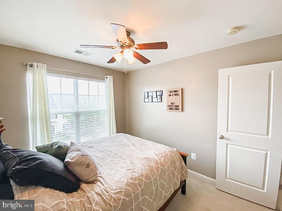 PEMBROOKE - Residential Lease