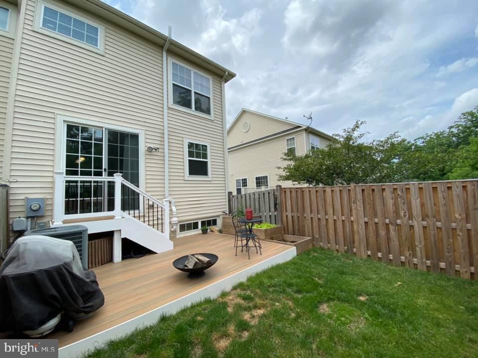 PEMBROOKE - Residential Lease