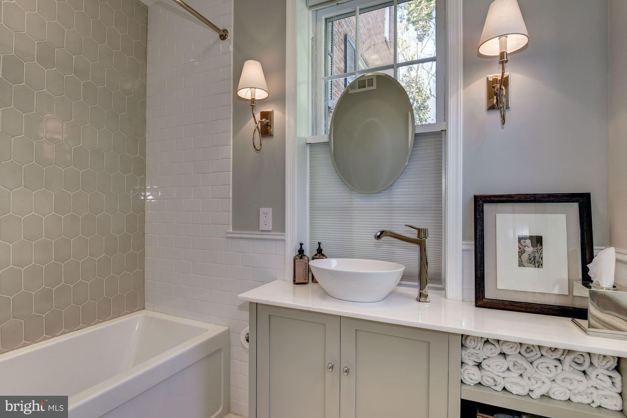 GEORGETOWN - Residential
