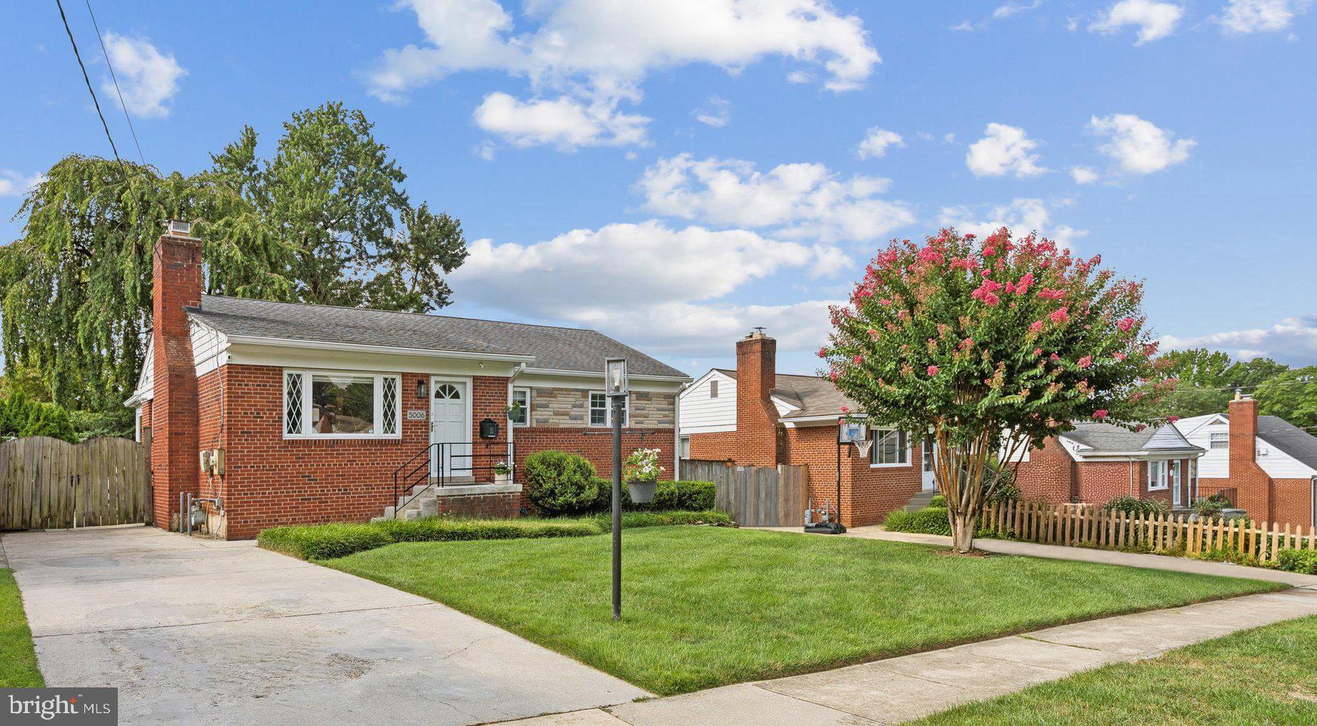 GARRETT PARK ESTATES - Residential