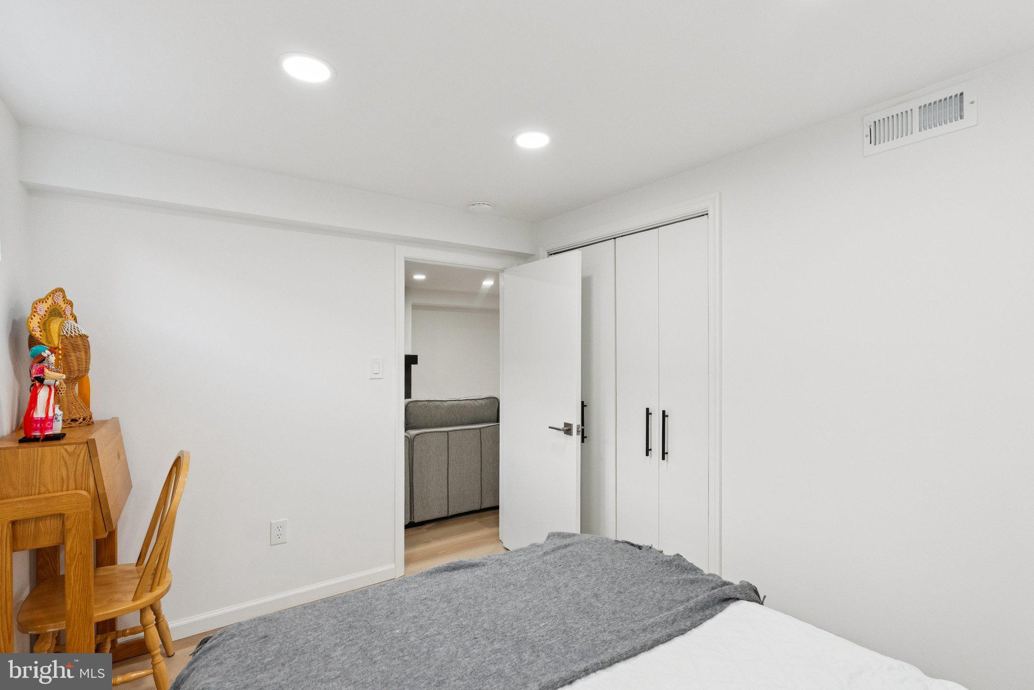 GARRETT PARK ESTATES - Residential