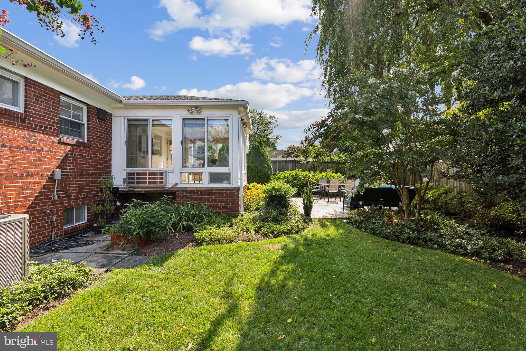 GARRETT PARK ESTATES - Residential