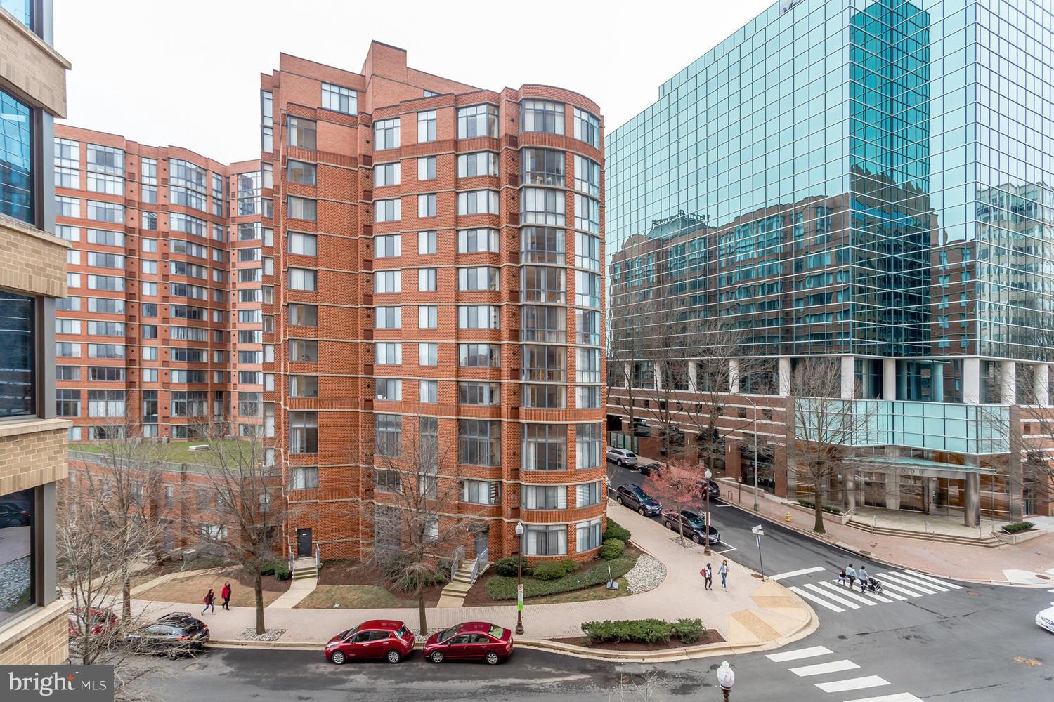 COURTHOUSE - Residential