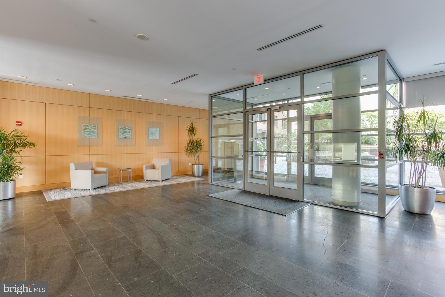 COURTHOUSE - Residential