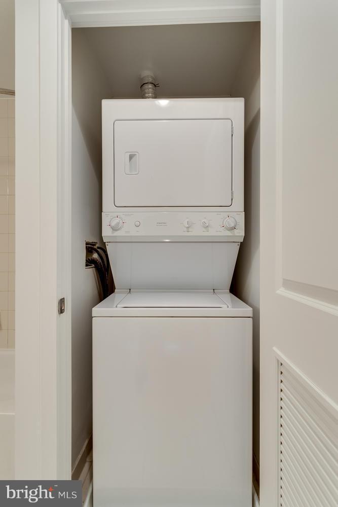 COURTHOUSE - Residential