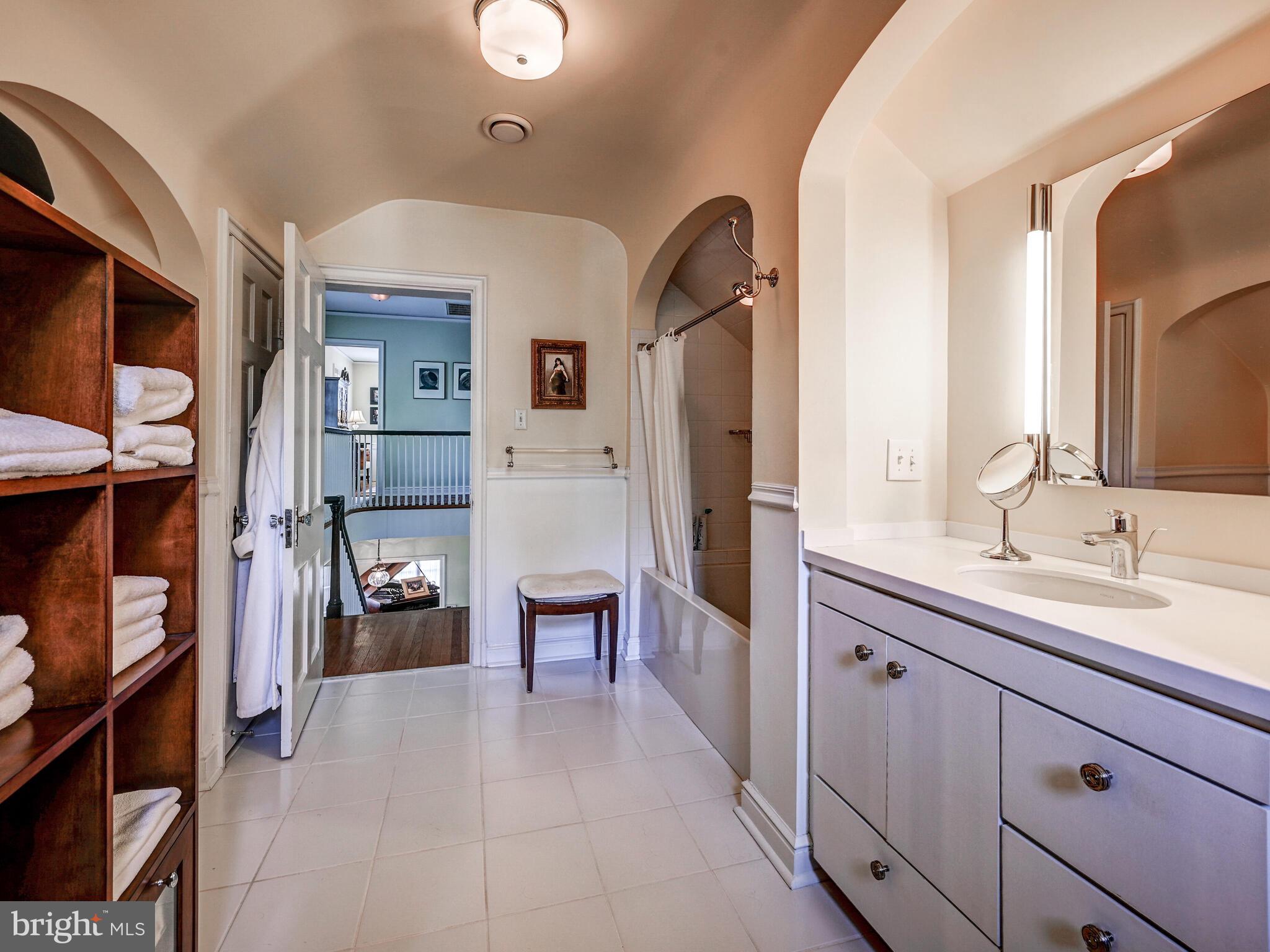 HOMELAND HISTORIC DISTRICT - Residential