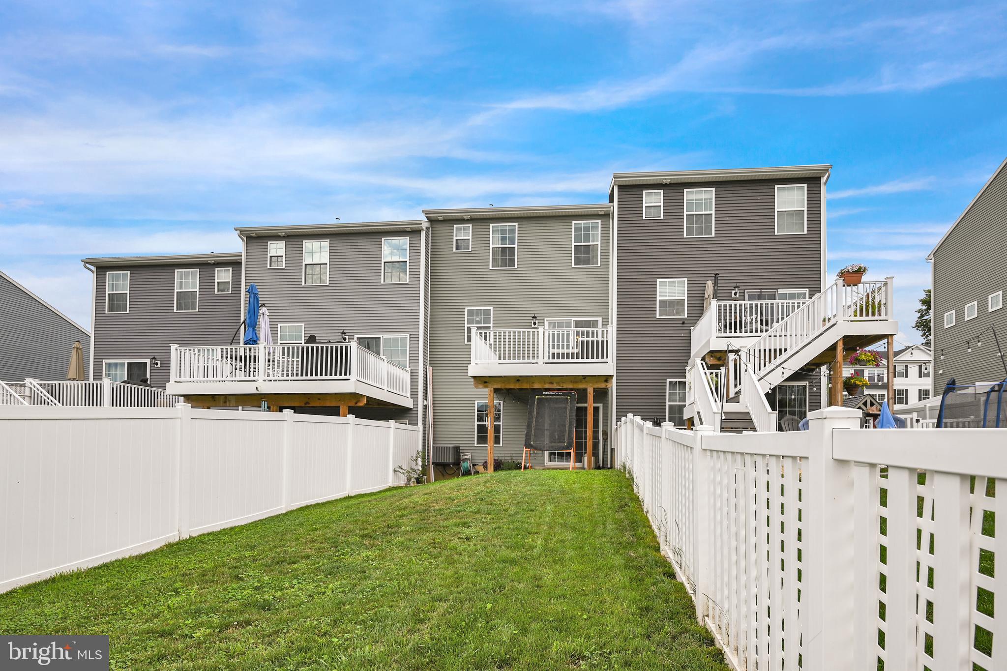 BROOKSIDE TOWNHOMES - Residential