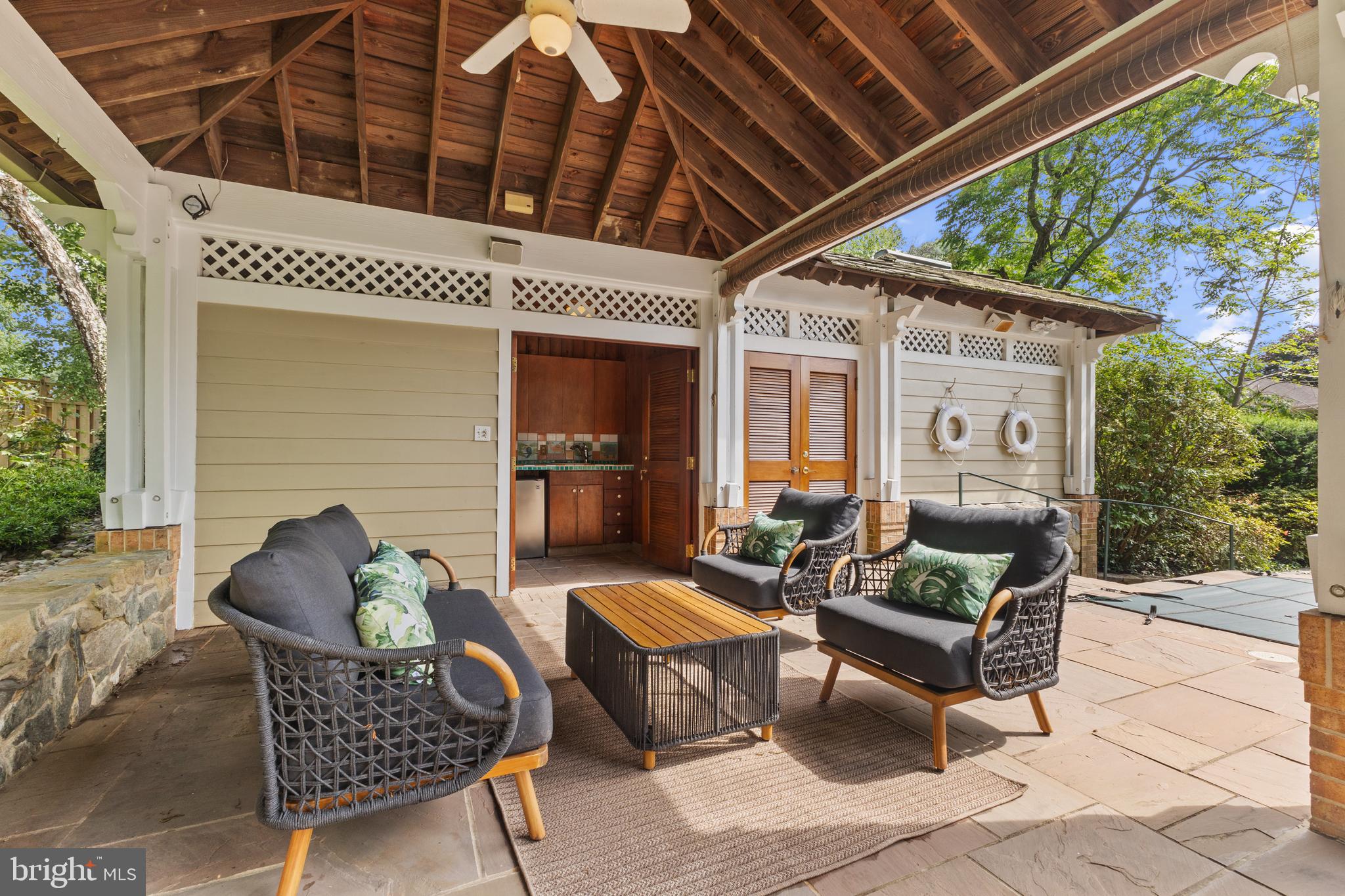 SEMINARY RIDGE - Residential