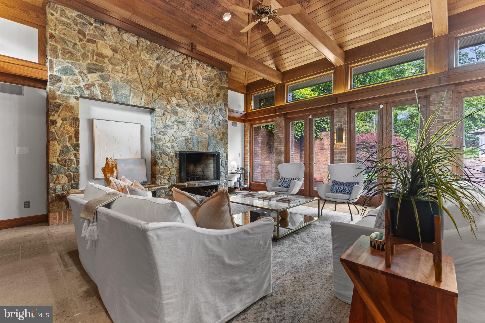 SEMINARY RIDGE - Residential