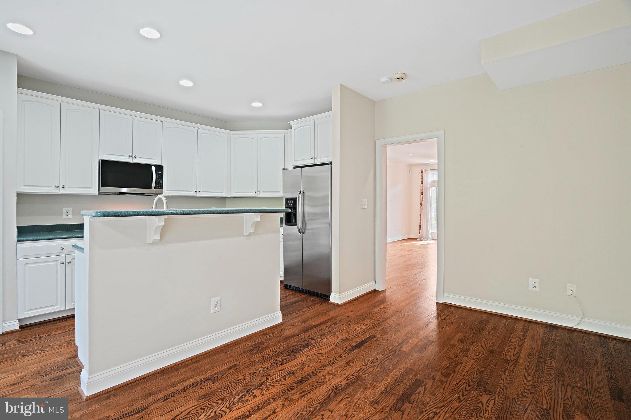 PALISADES PARK - Residential Lease