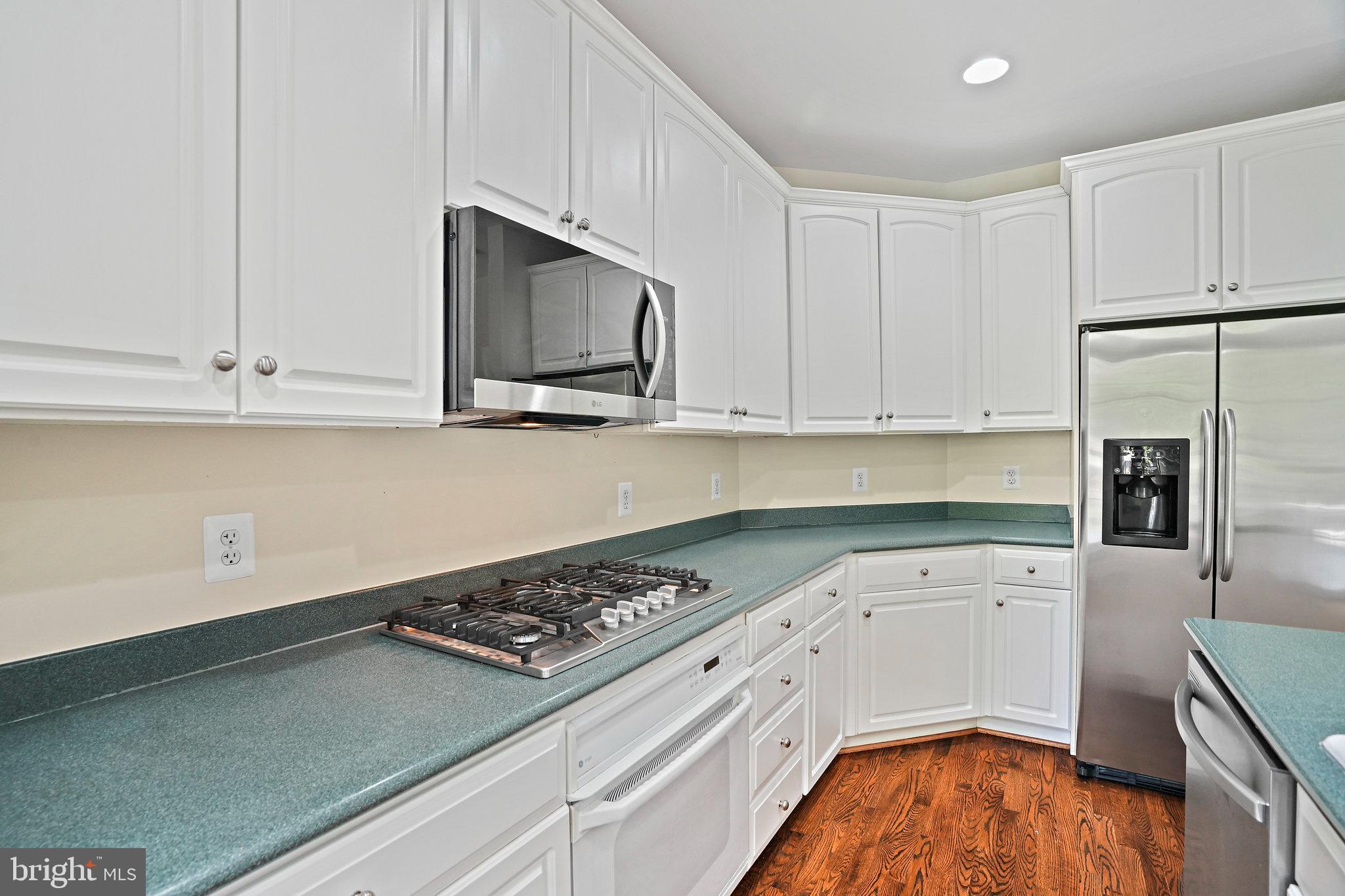 PALISADES PARK - Residential Lease