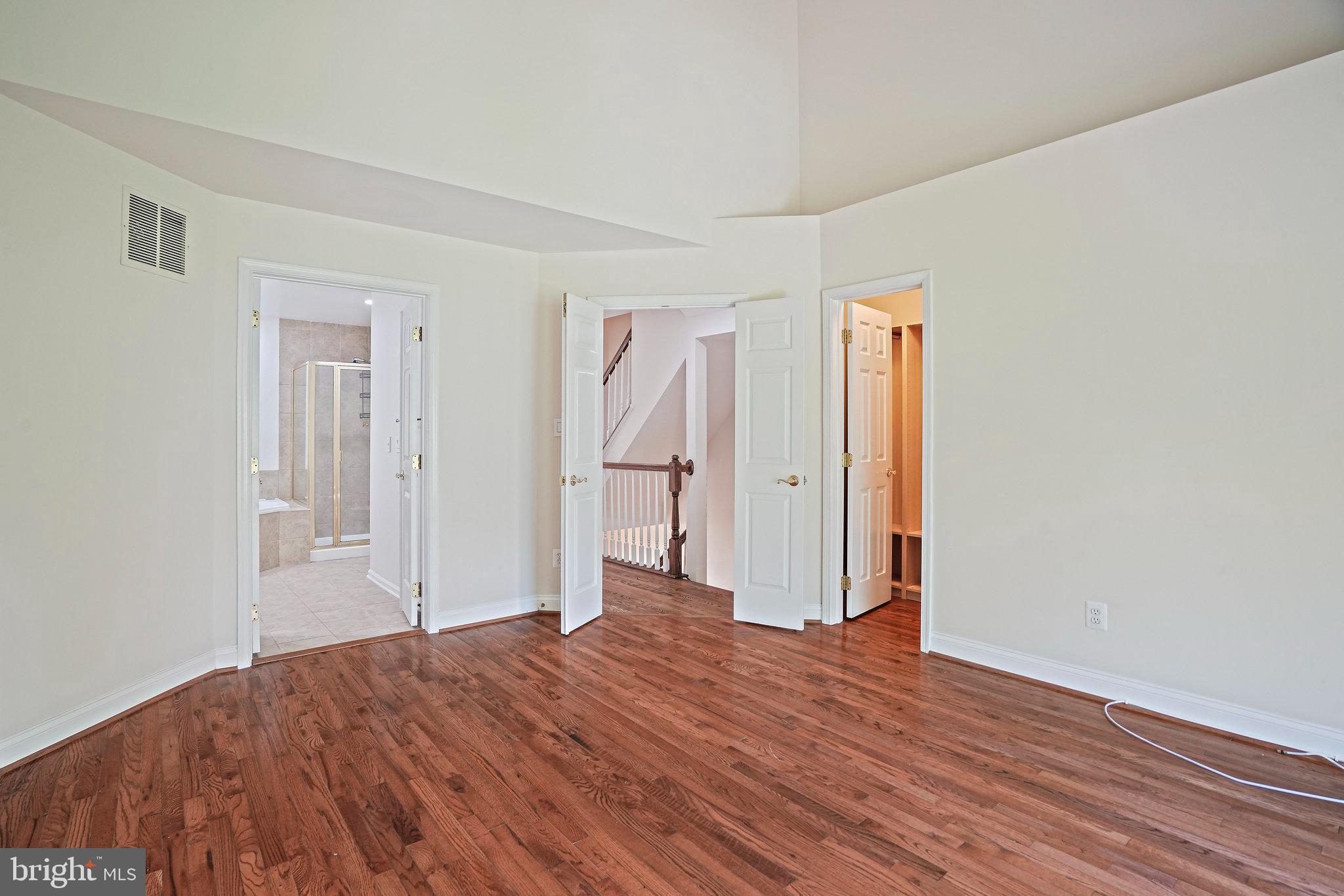 PALISADES PARK - Residential Lease