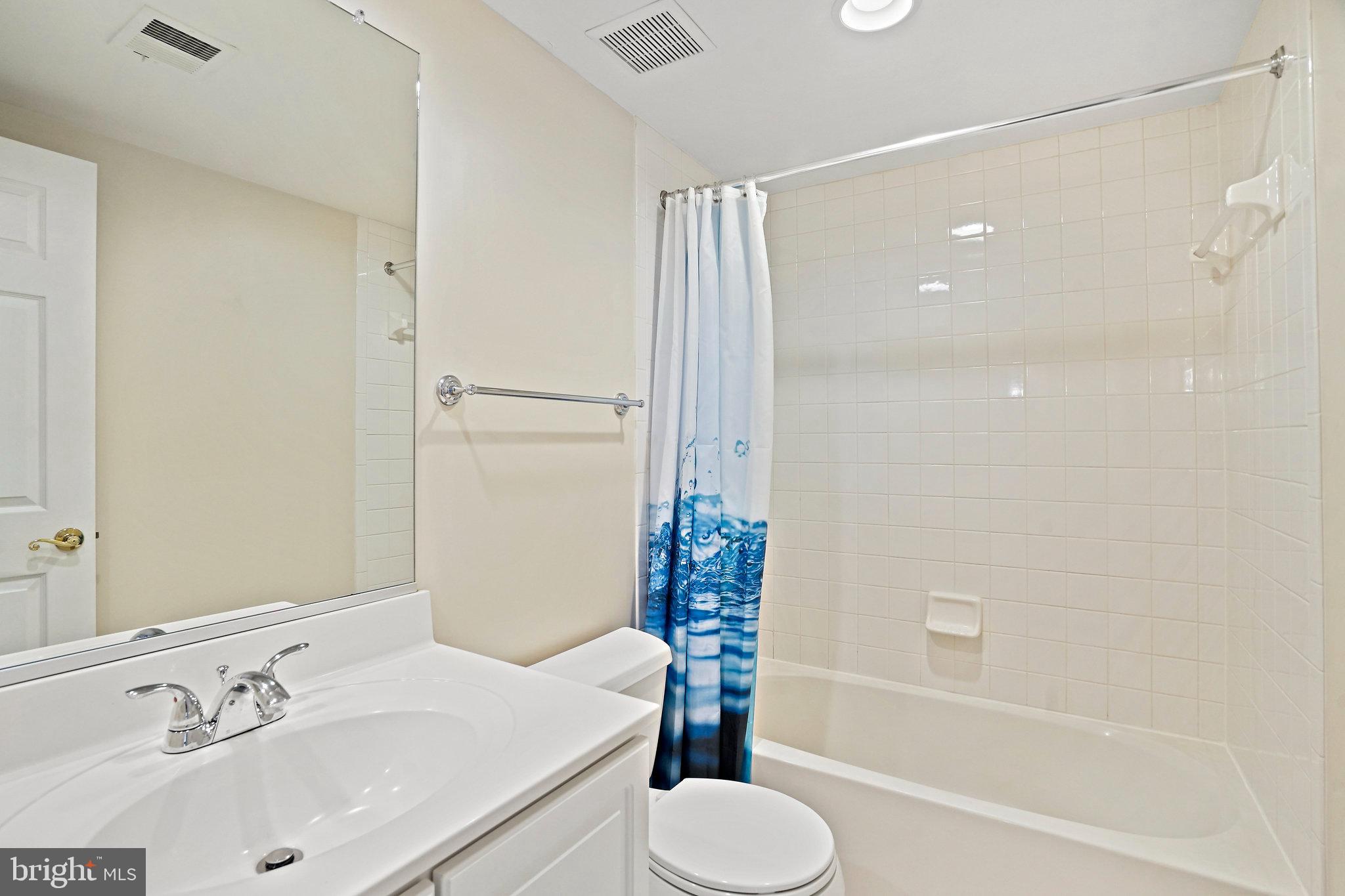 PALISADES PARK - Residential Lease