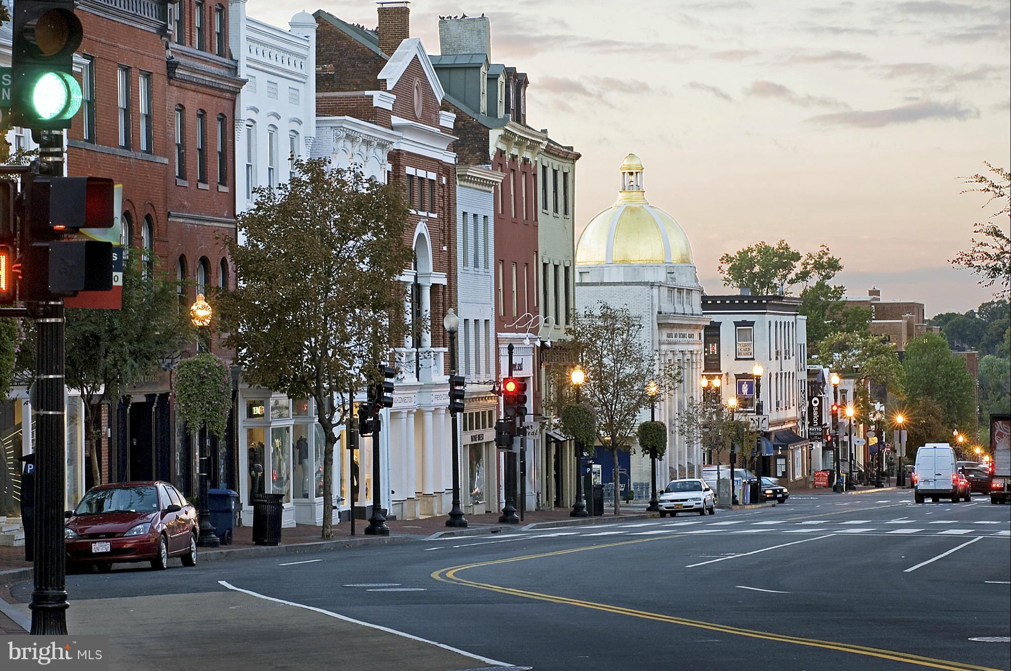 PALISADES PARK - Residential Lease