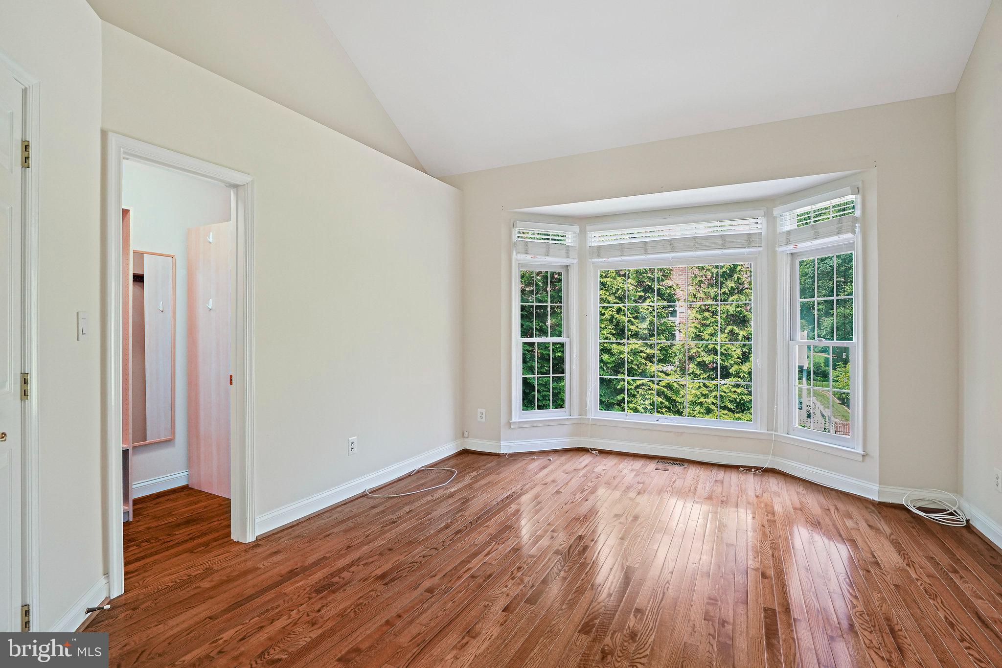 PALISADES PARK - Residential Lease