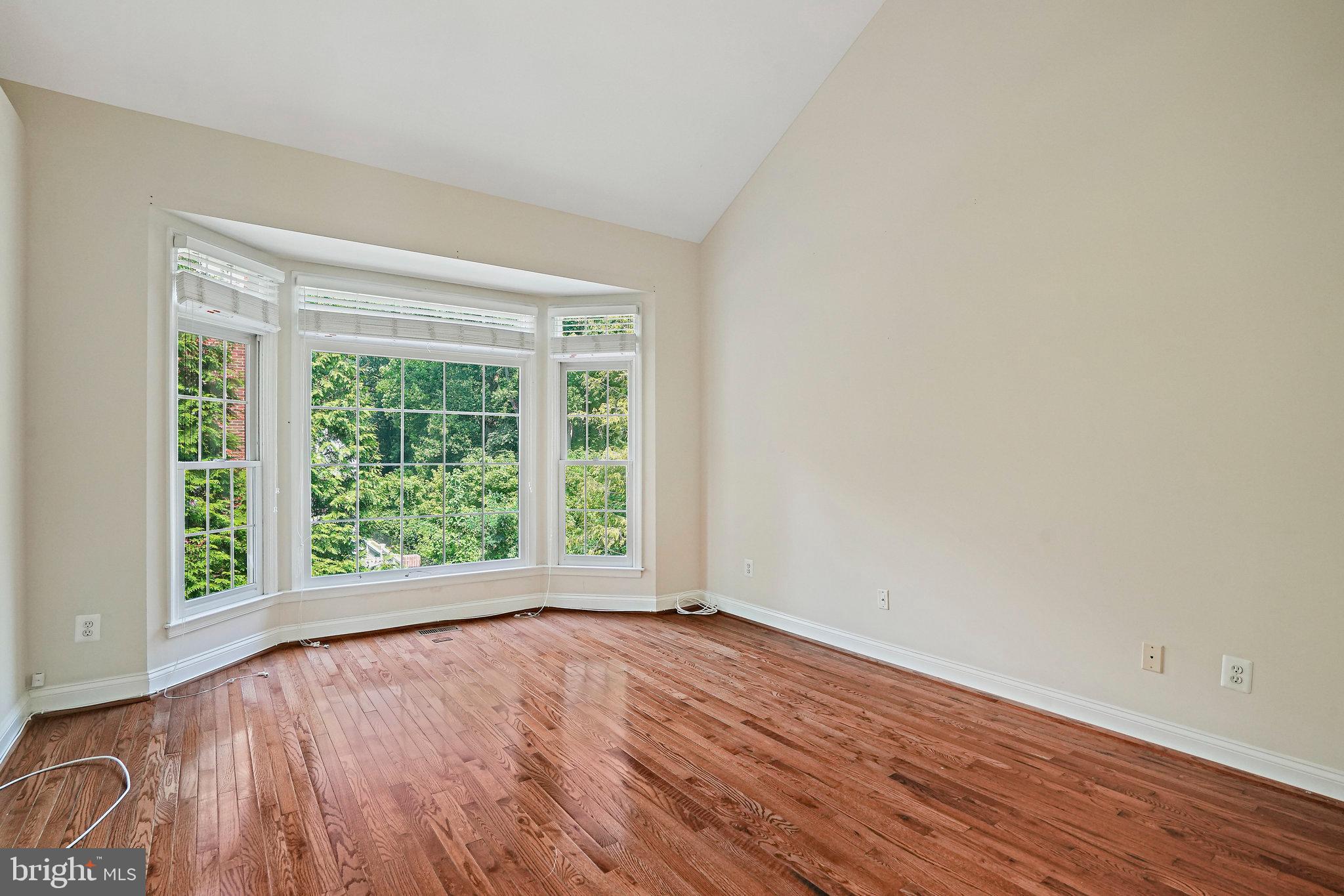 PALISADES PARK - Residential Lease