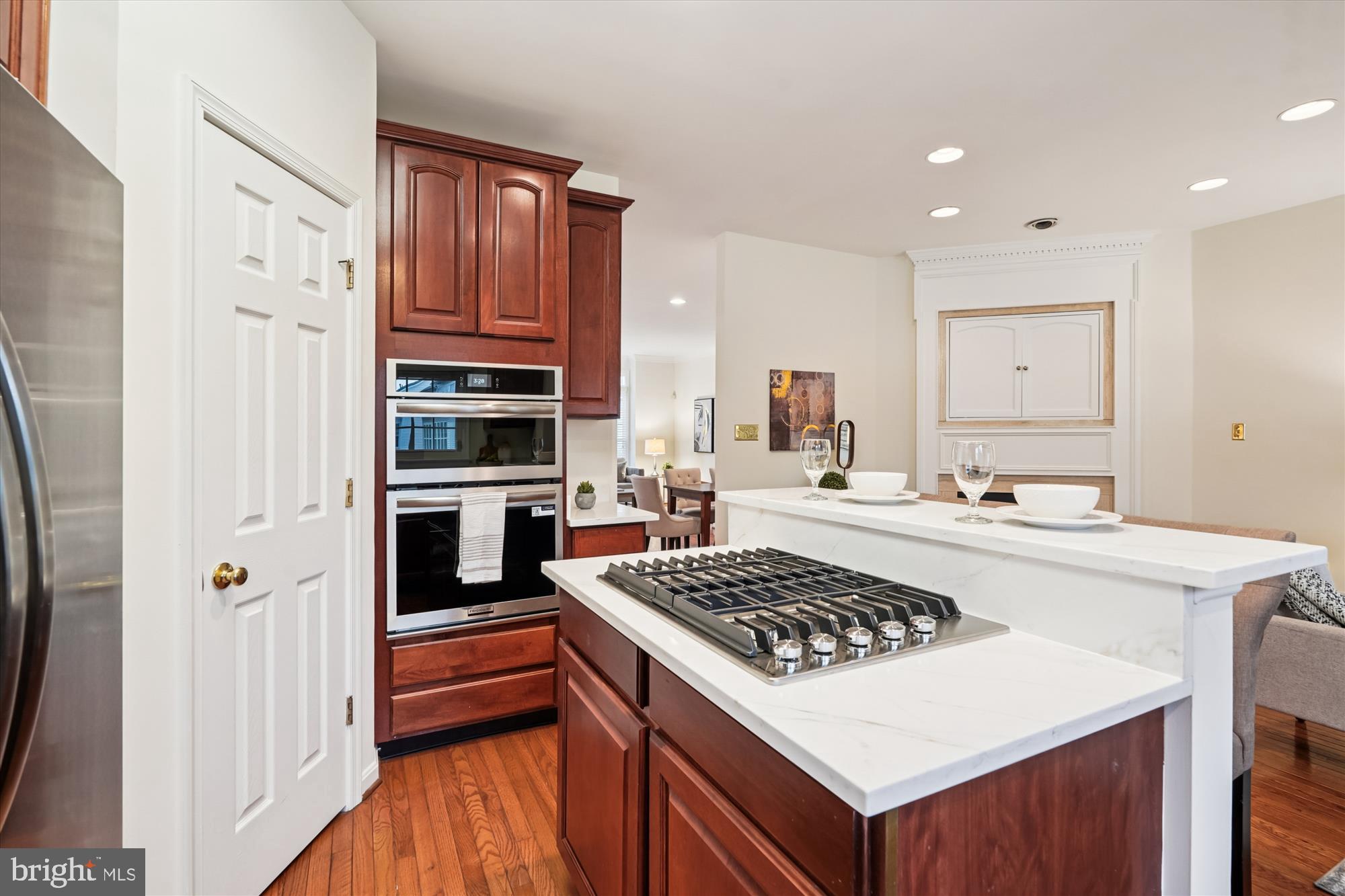 RANDOM HILLS LAND BAY - Residential