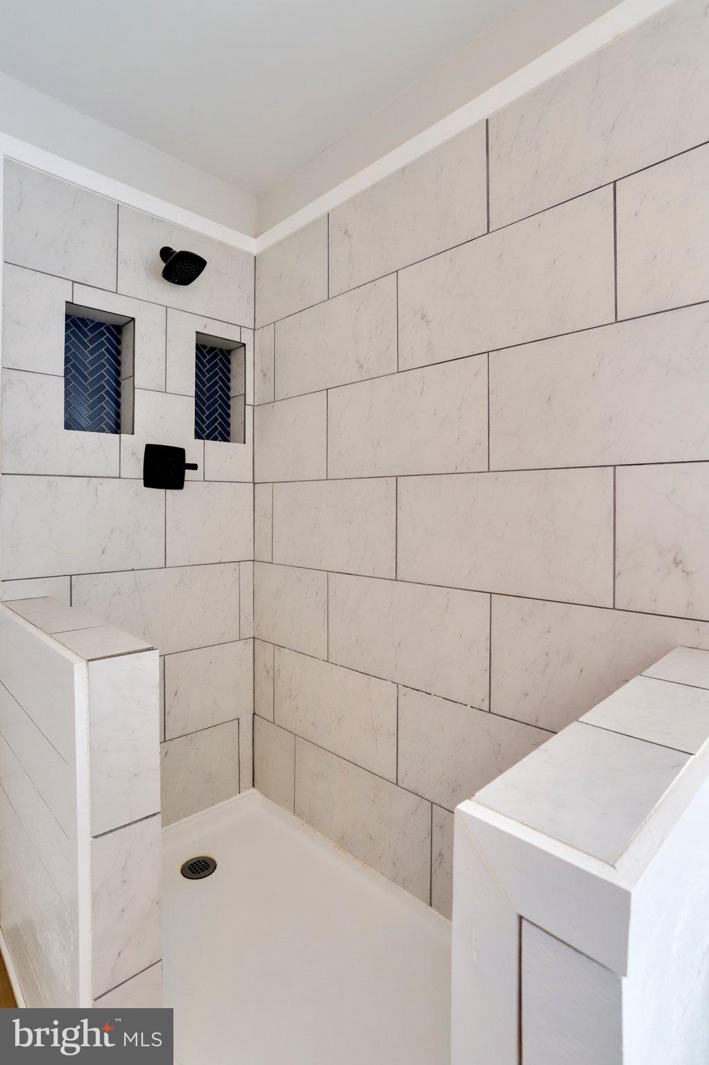 MAUGANS MEADOWS - Residential