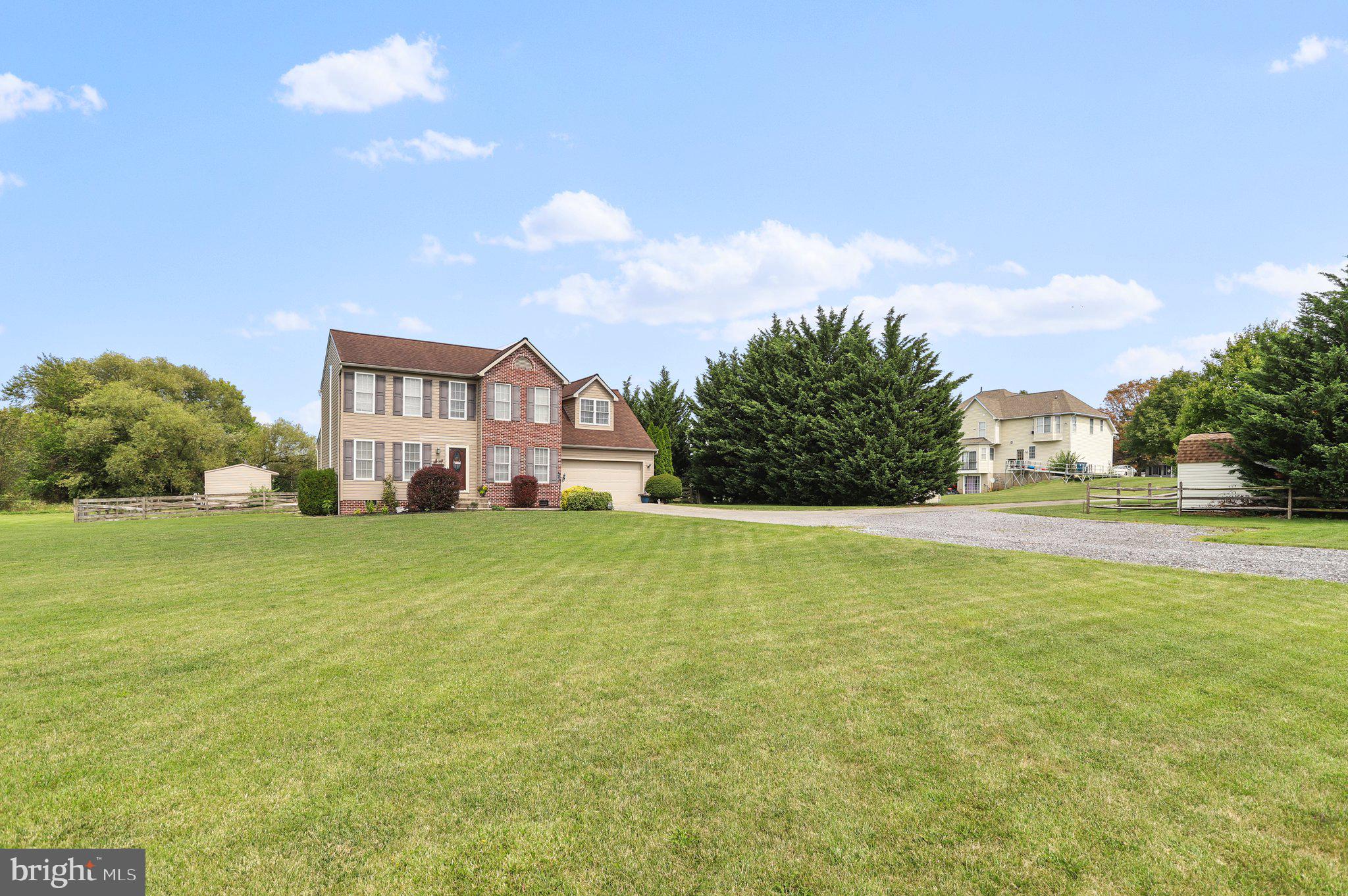 MAUGANS MEADOWS - Residential