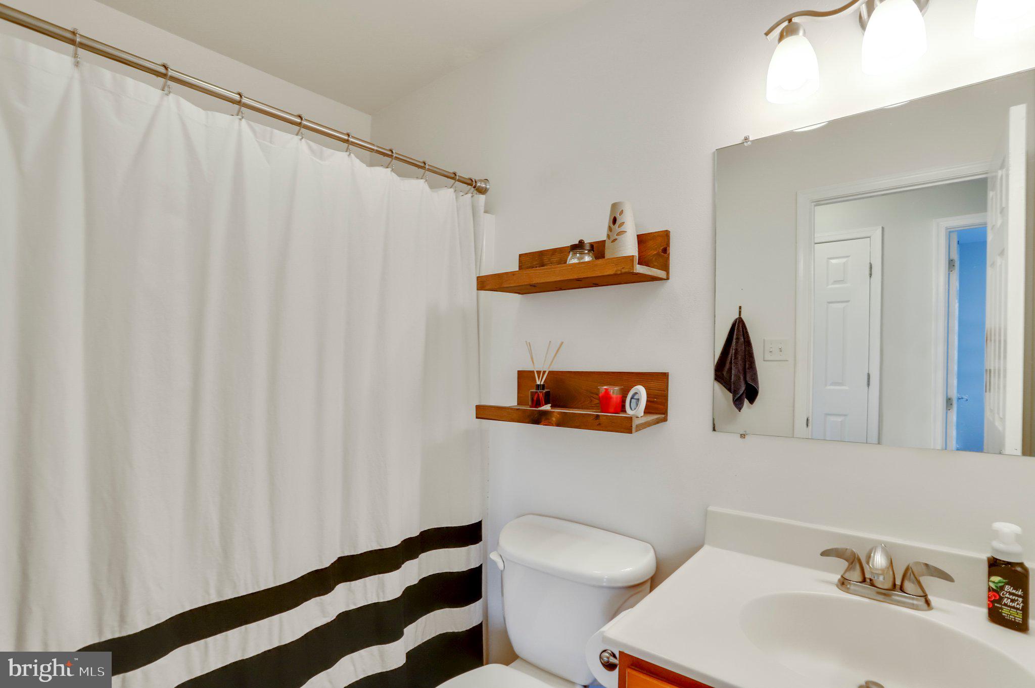 MAUGANS MEADOWS - Residential