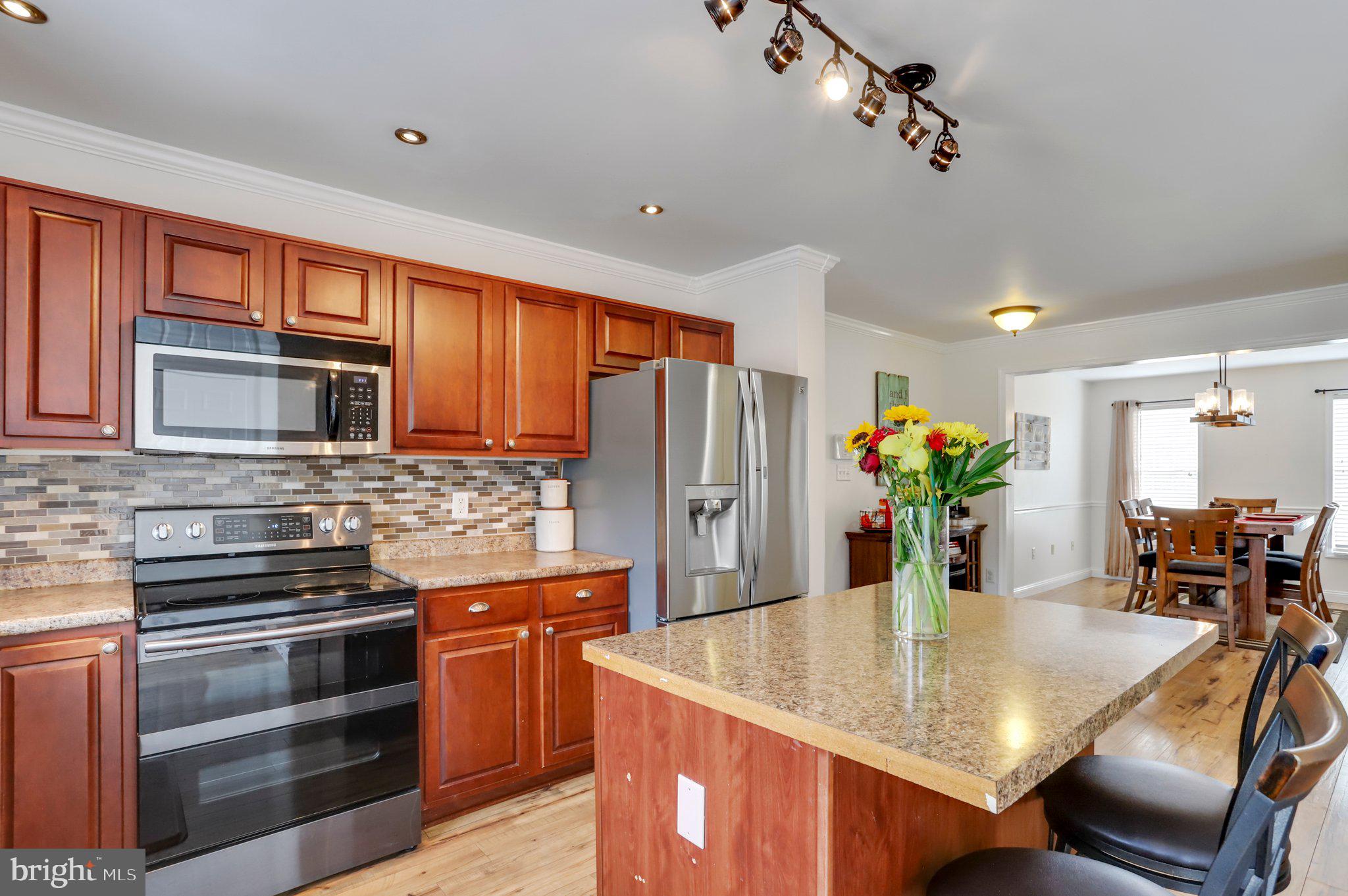 MAUGANS MEADOWS - Residential