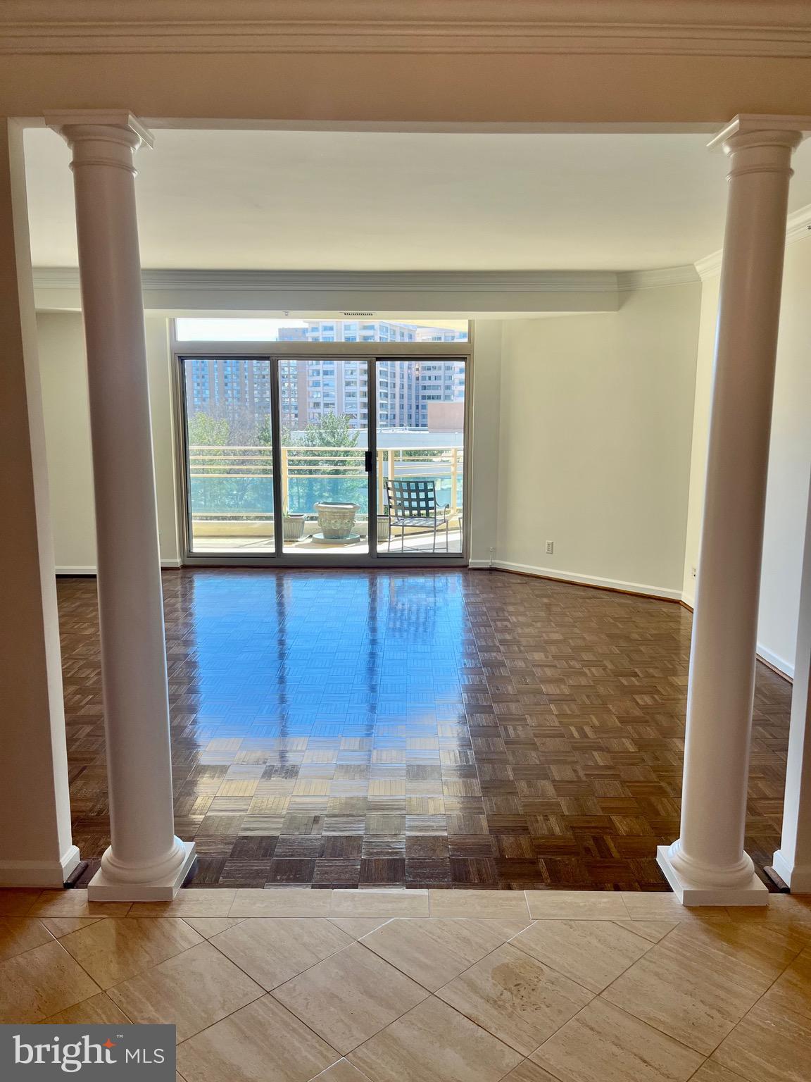 SOMERSET HOUSE - Residential