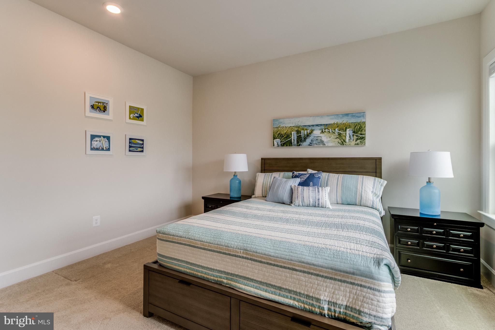 WELLESLEY AT HIDDEN MEADOWS - Residential