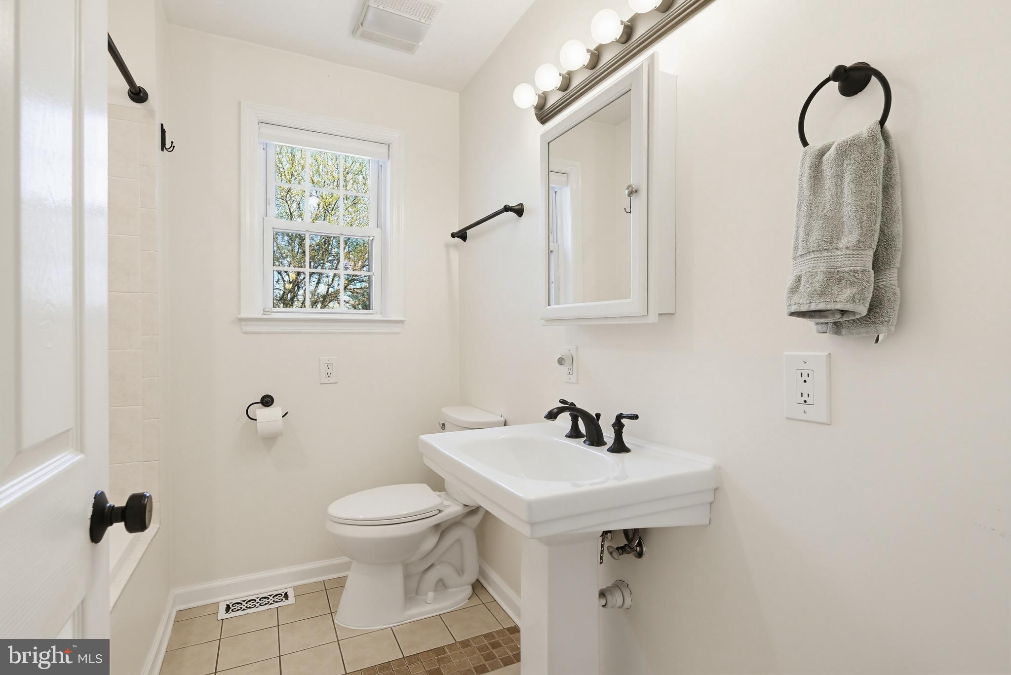 ELDERSBURG - Residential