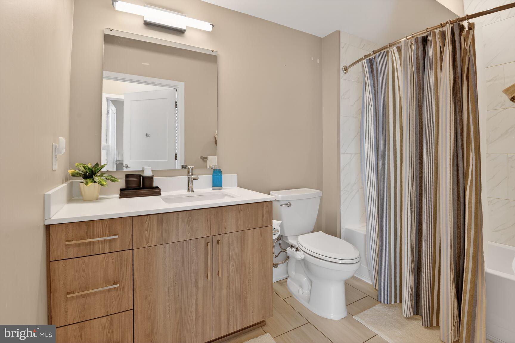 NATIONAL HARBOR - Residential