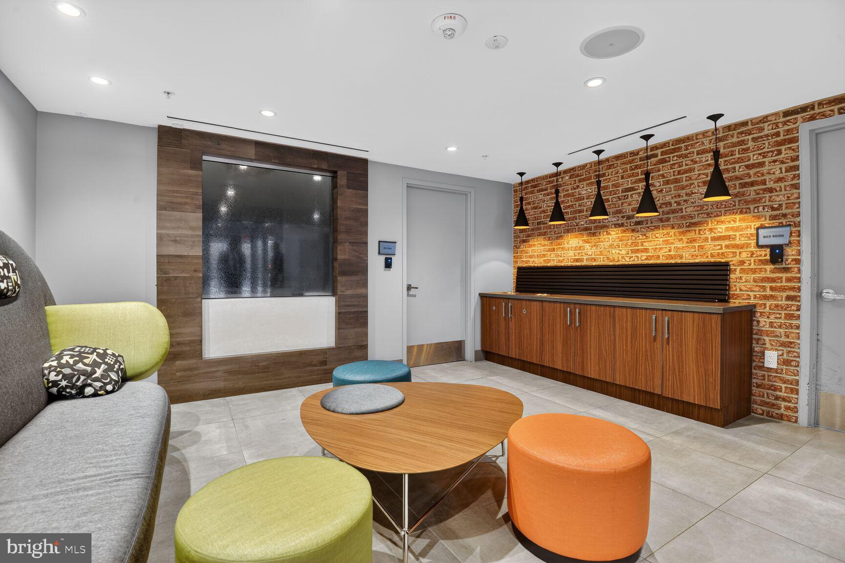 NATIONAL HARBOR - Residential