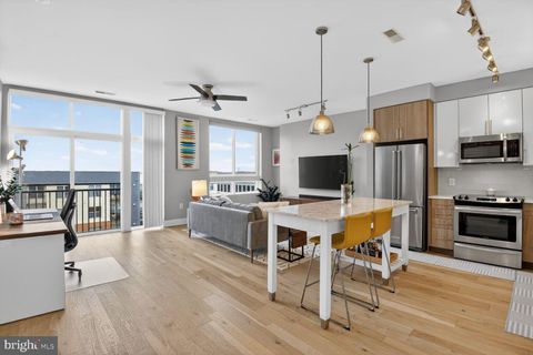 Condo For Sale - 145 Riverhaven Drive #539<br/> OXON HILL, MD 20745