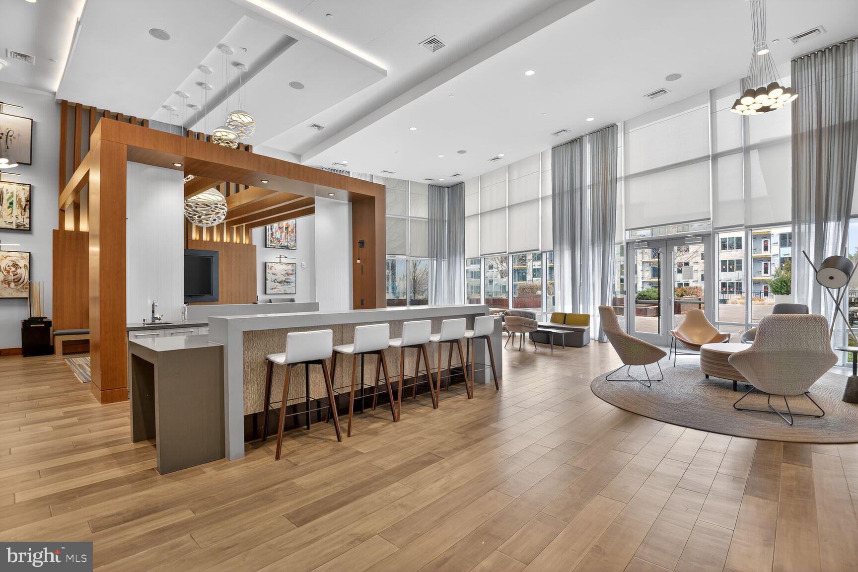 NATIONAL HARBOR - Residential