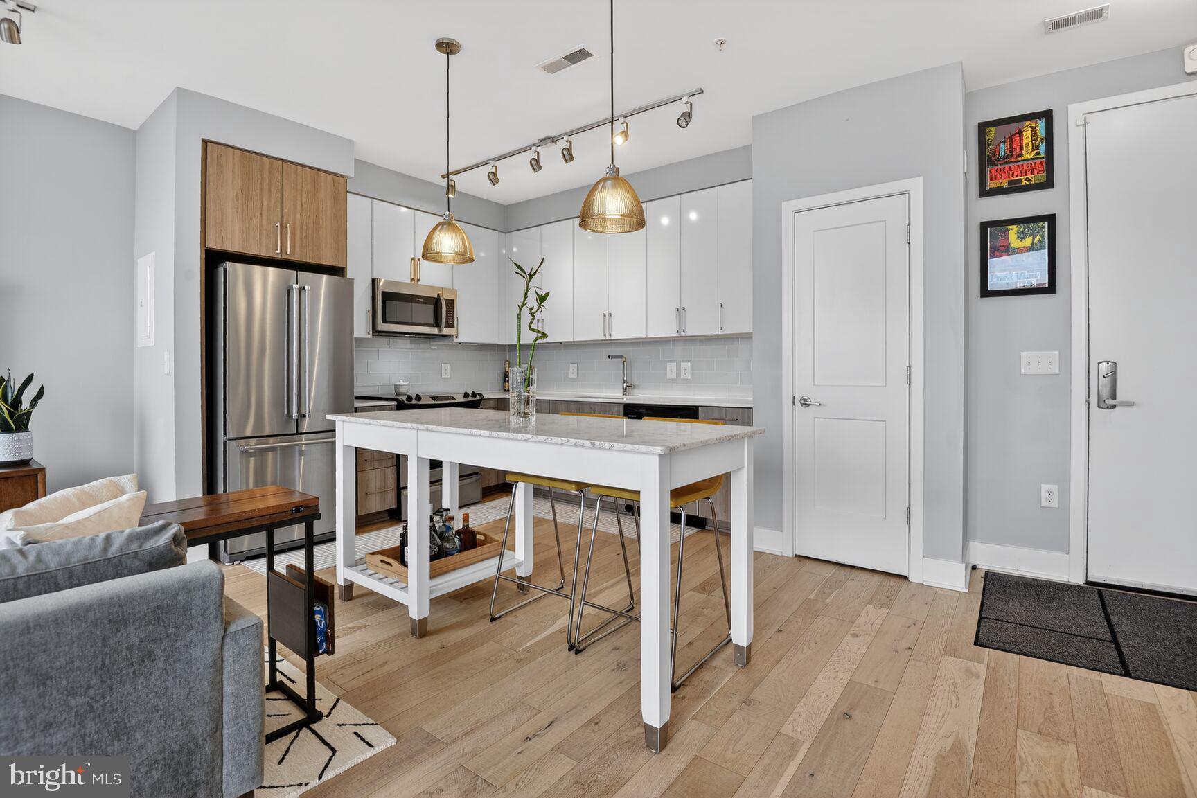 NATIONAL HARBOR - Residential