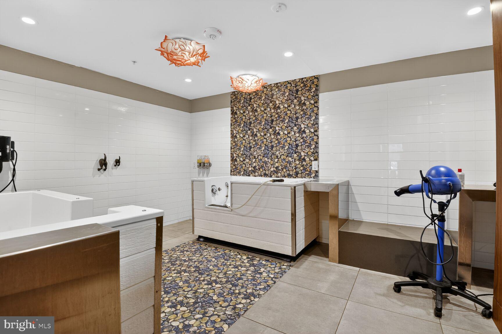 NATIONAL HARBOR - Residential