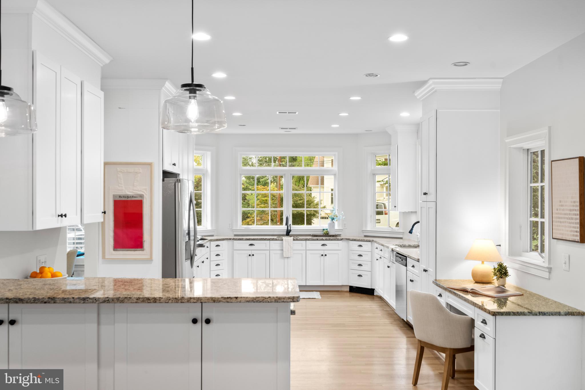 COUNTRY CLUB HILLS - Residential