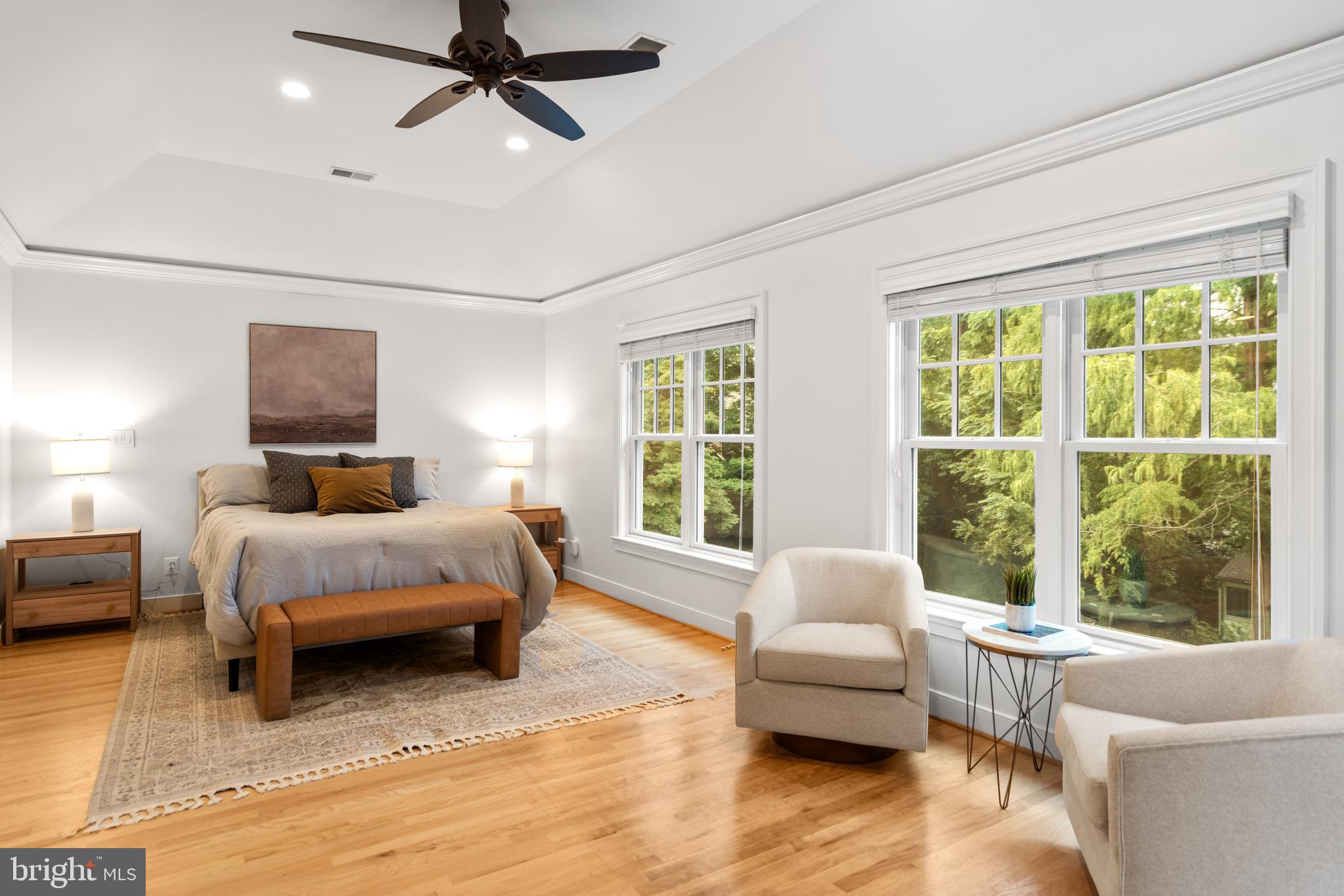 COUNTRY CLUB HILLS - Residential