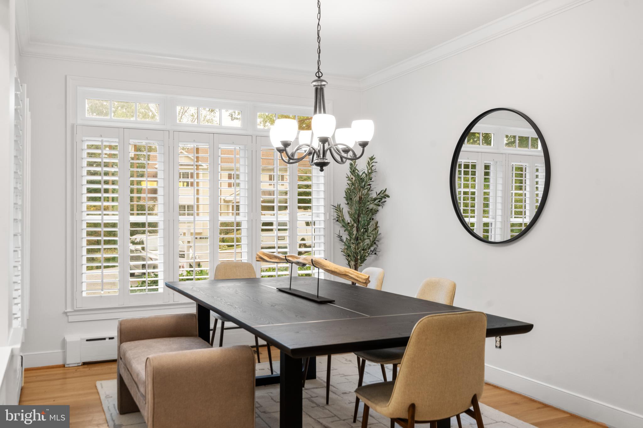 COUNTRY CLUB HILLS - Residential