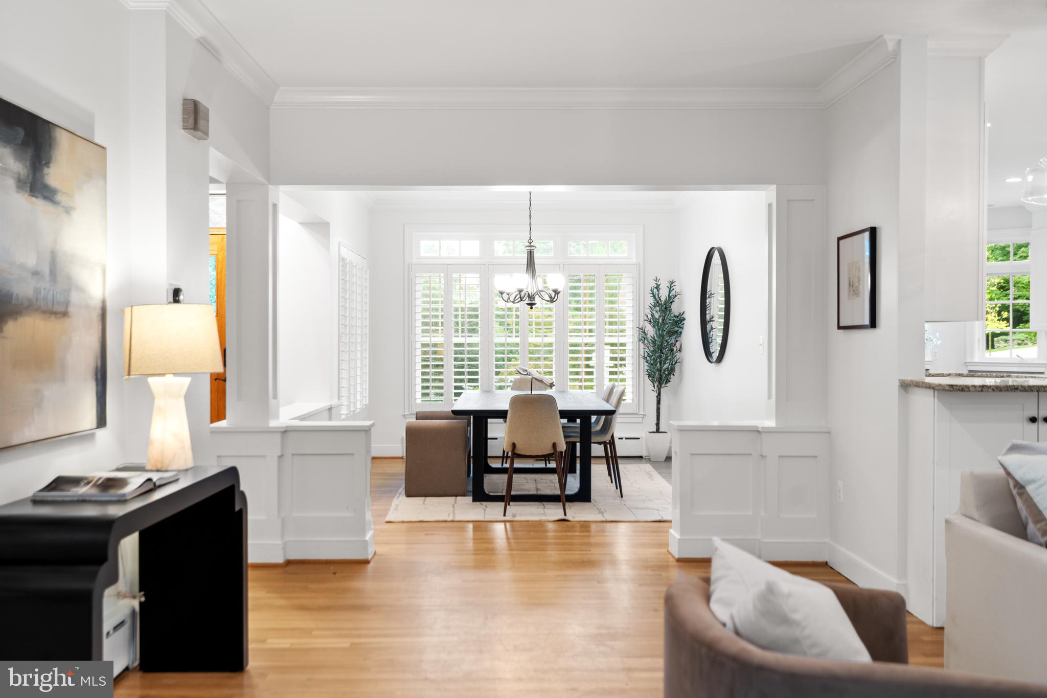 COUNTRY CLUB HILLS - Residential