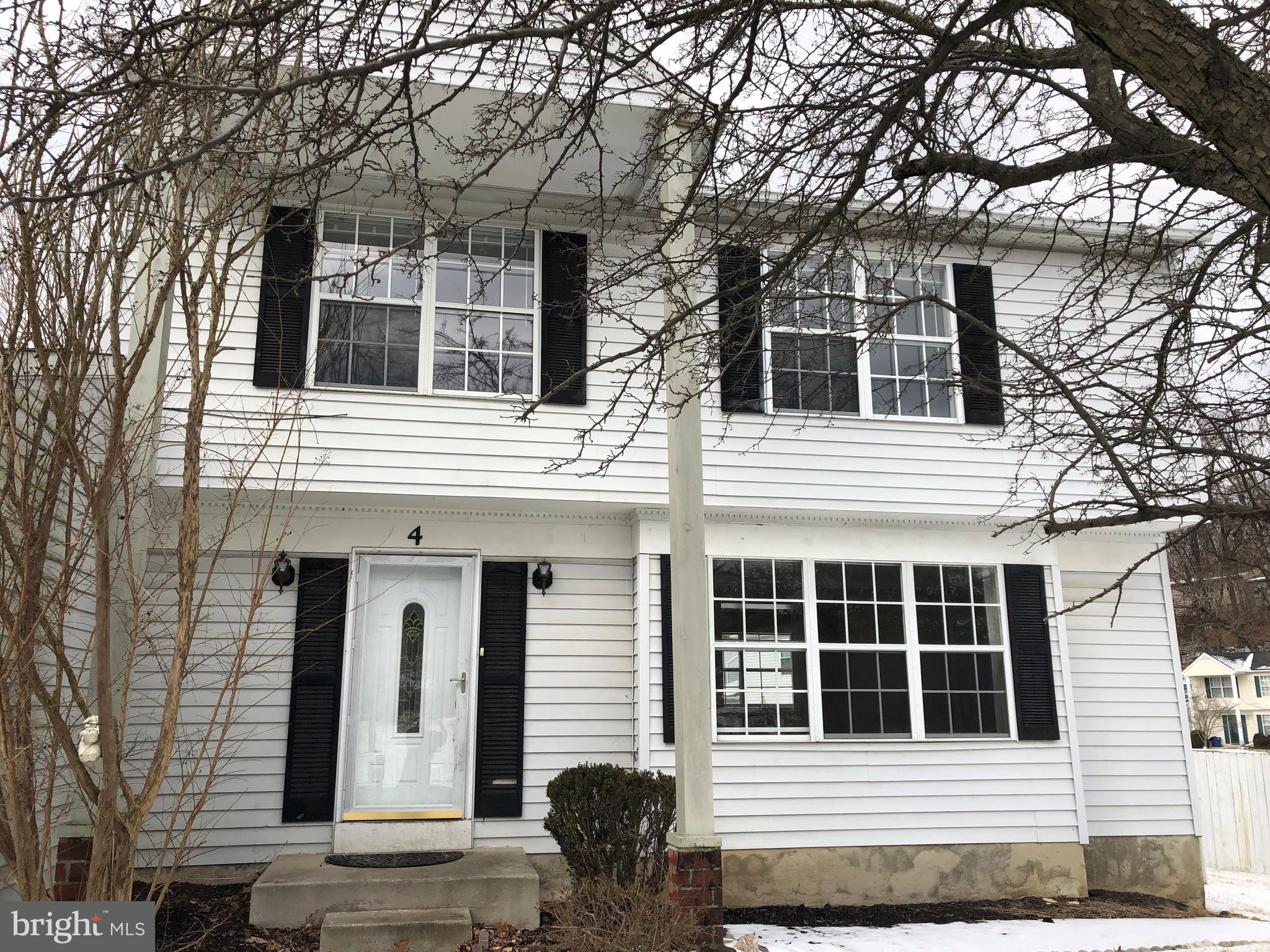 OLDE MILL ESTATES - Residential Lease