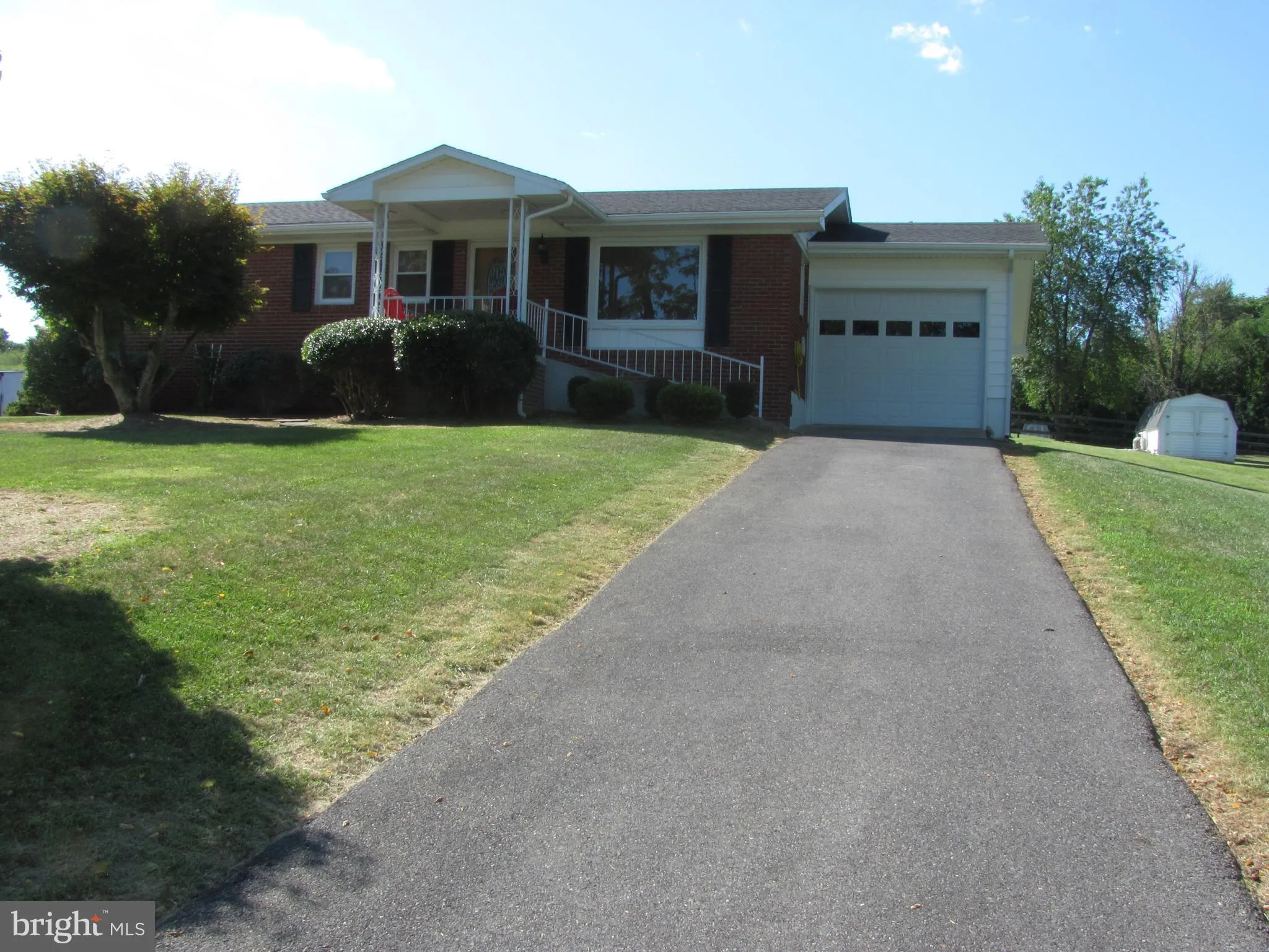 5371 Back Road, Woodstock, VA 22664