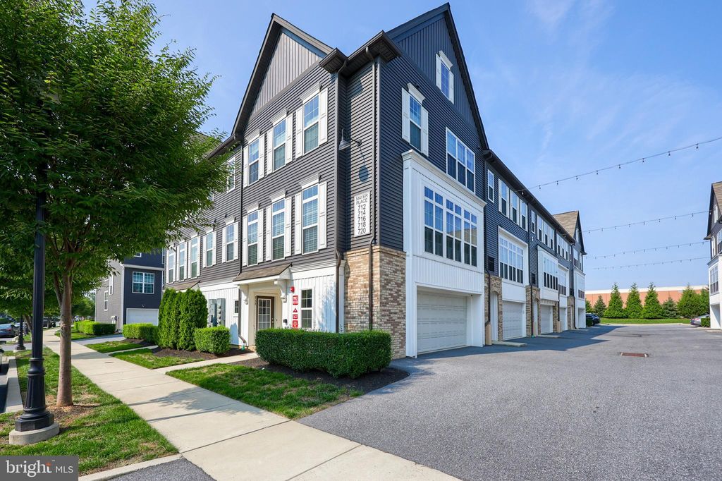 Photo of 716 Mayer Place, Lancaster, PA 17601 (MLS # PALA2055582)