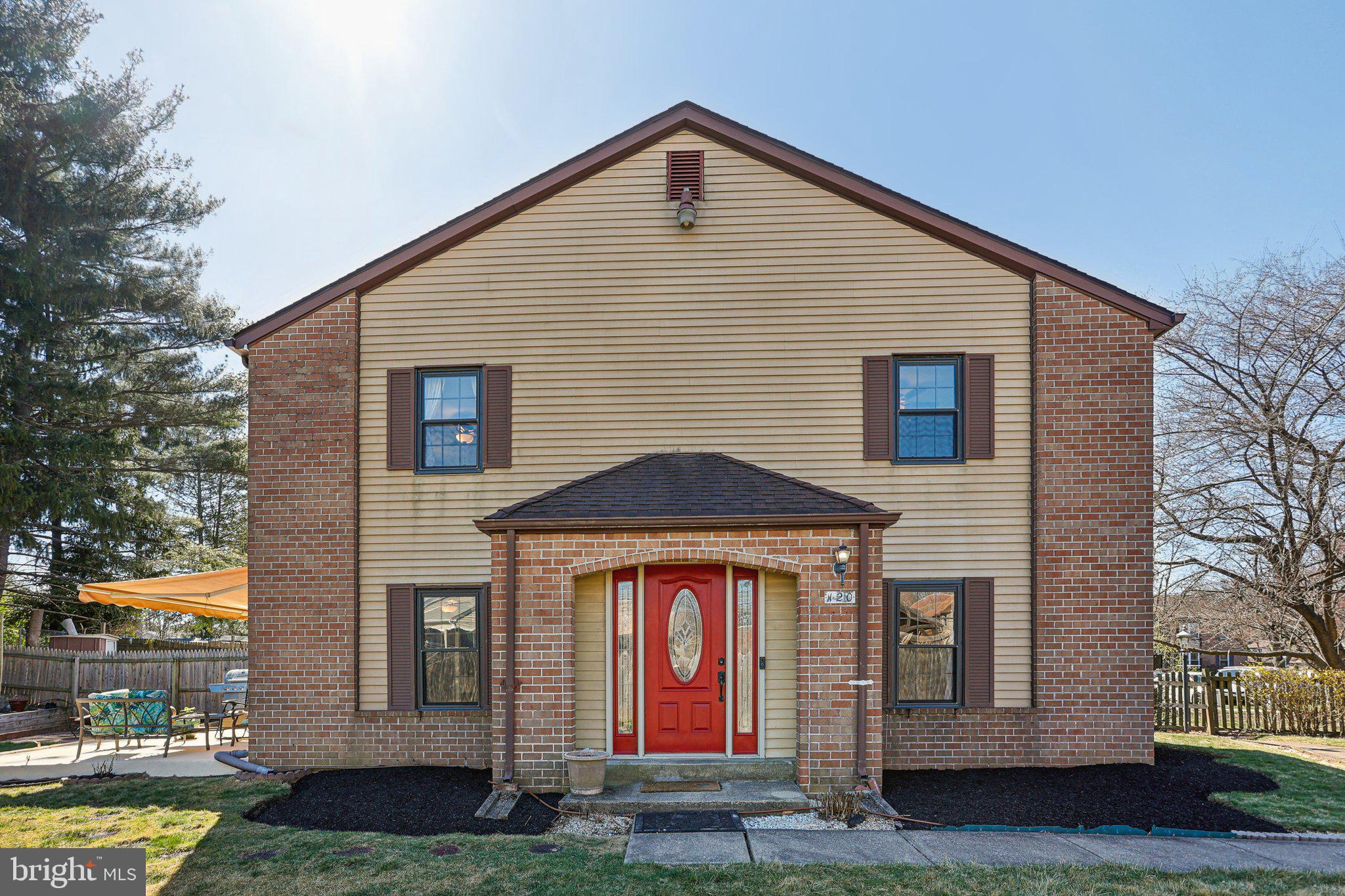 HOLLYBROOKE - Residential