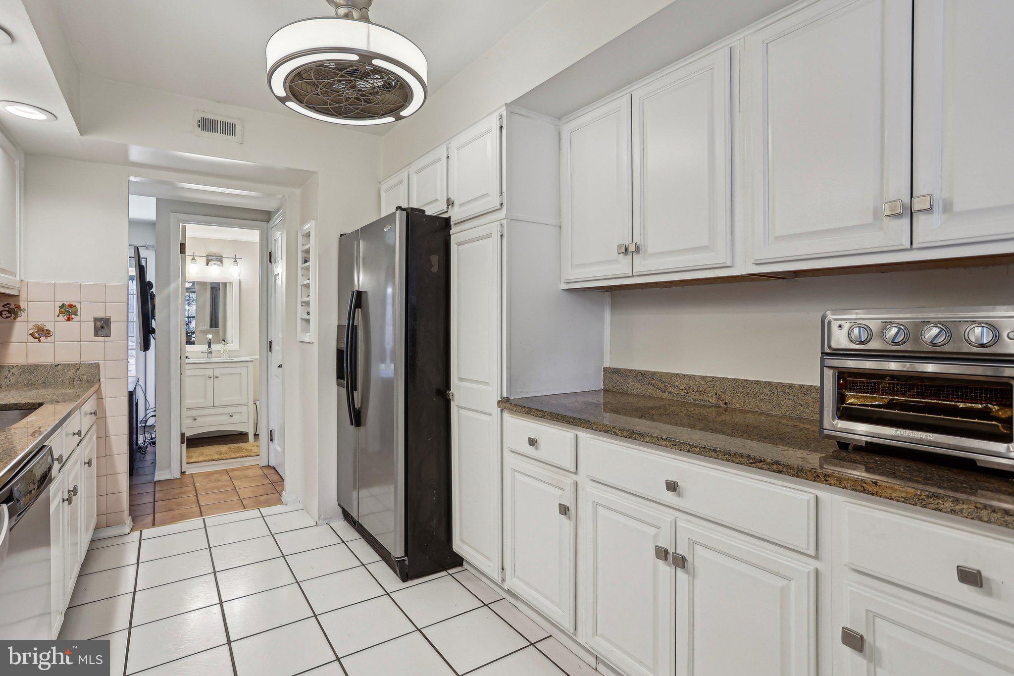 HOLLYBROOKE - Residential