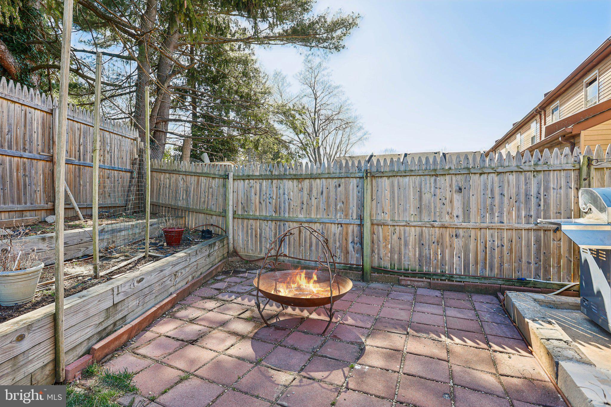 HOLLYBROOKE - Residential