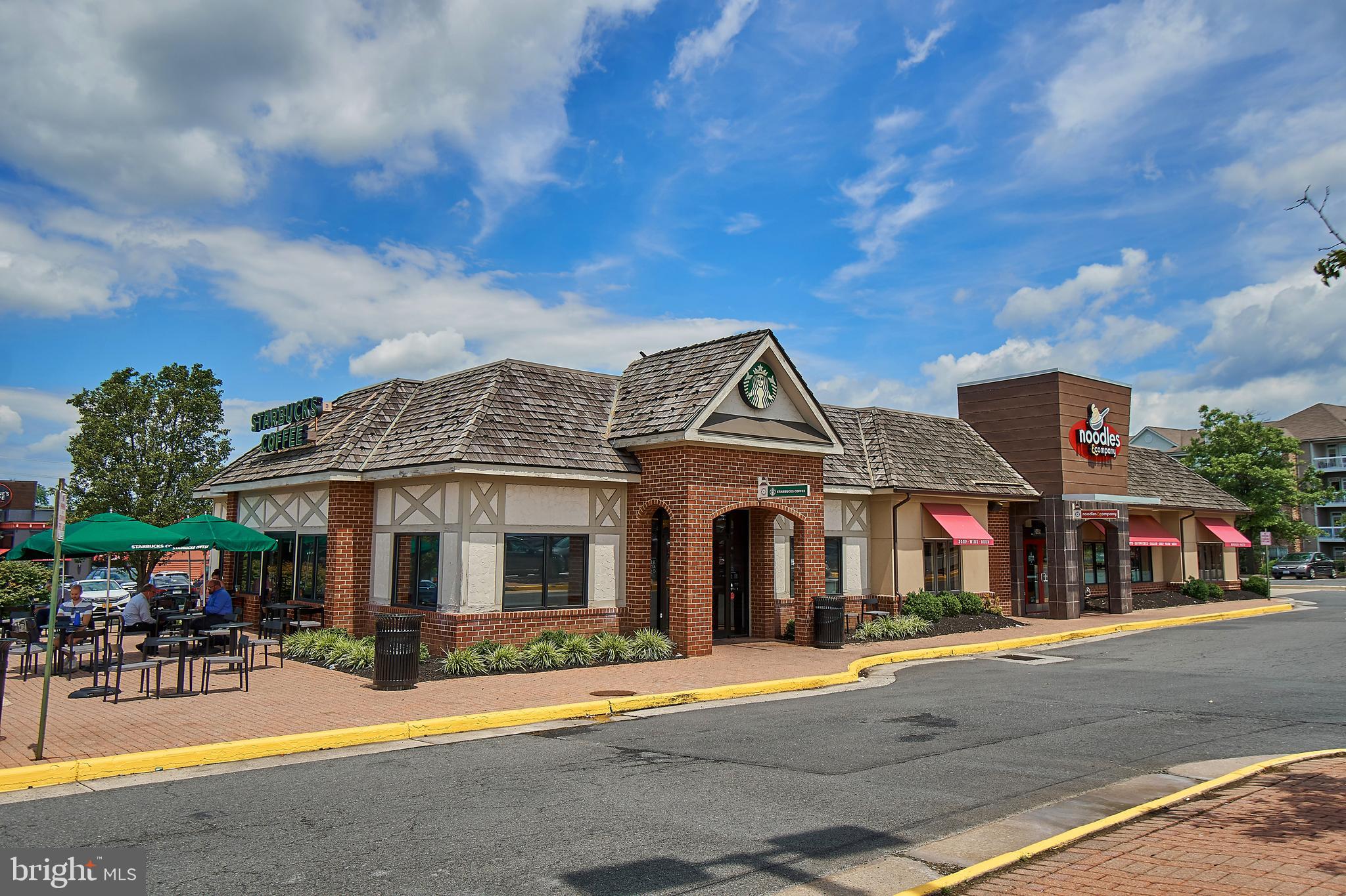 METROPARK AT ARROWBROOK - Residential Lease