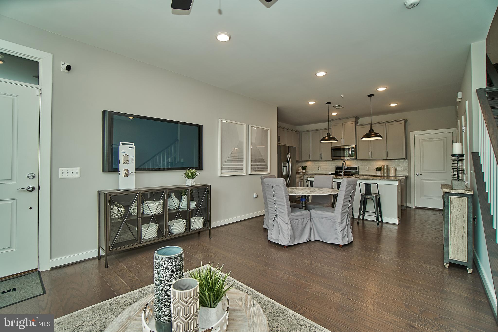 METROPARK AT ARROWBROOK - Residential Lease