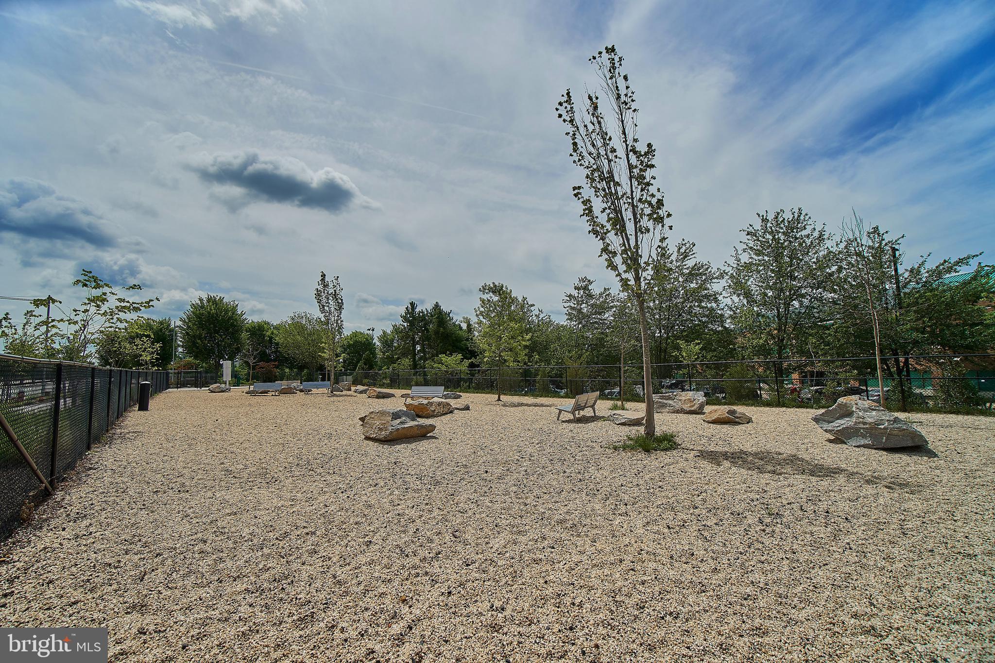 METROPARK AT ARROWBROOK - Residential Lease