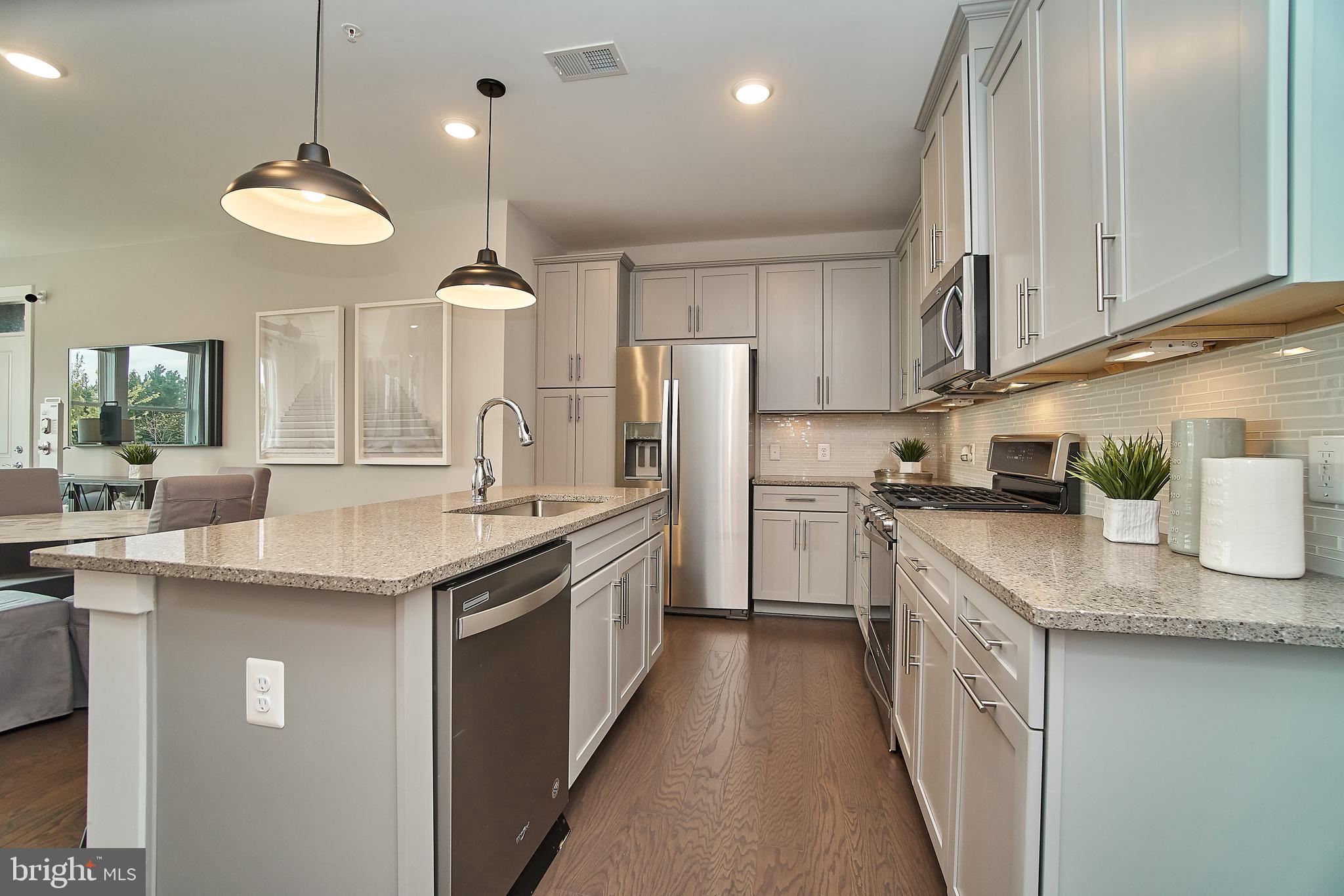 METROPARK AT ARROWBROOK - Residential Lease